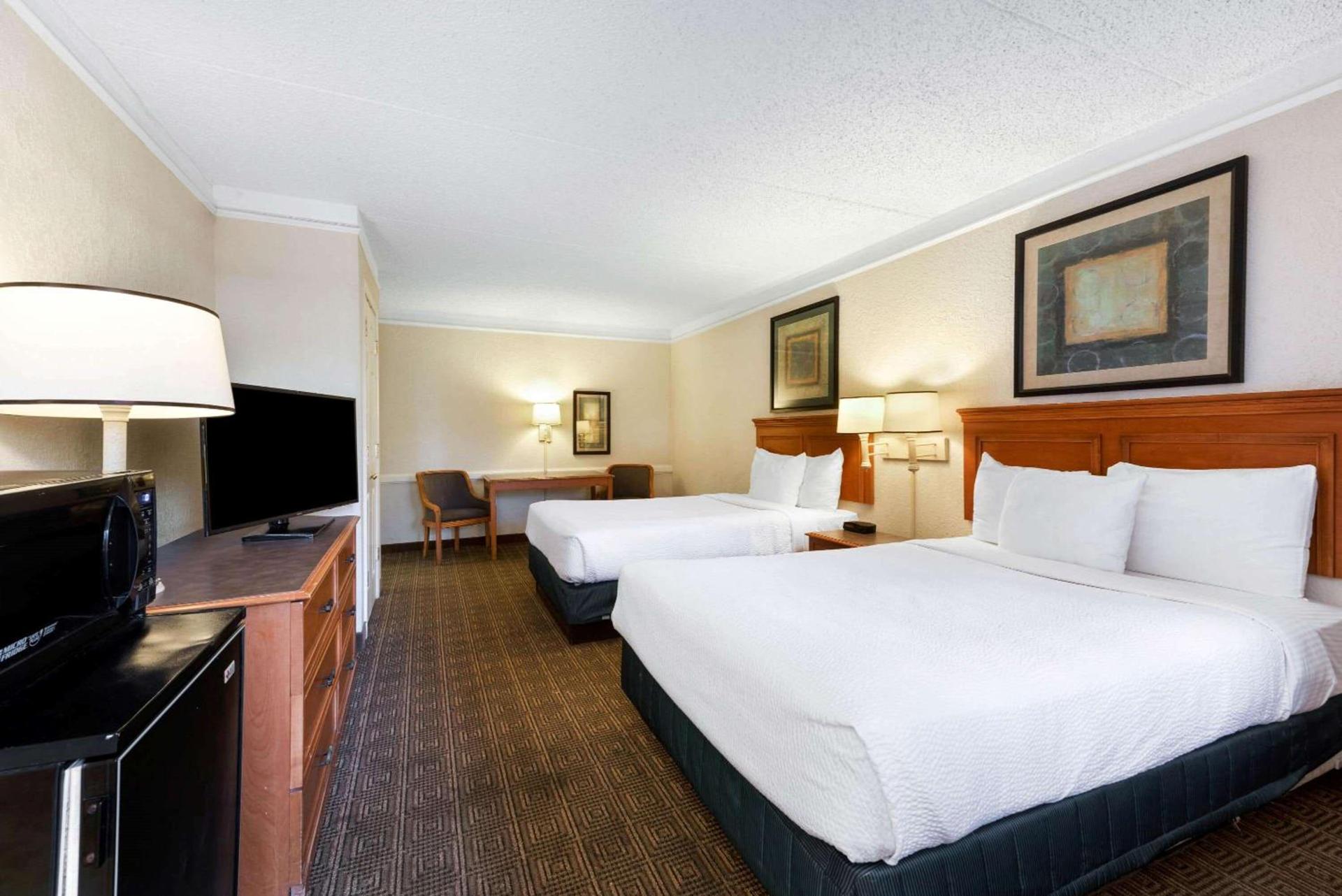 La Quinta Inn by Wyndham Bossier City photo 19