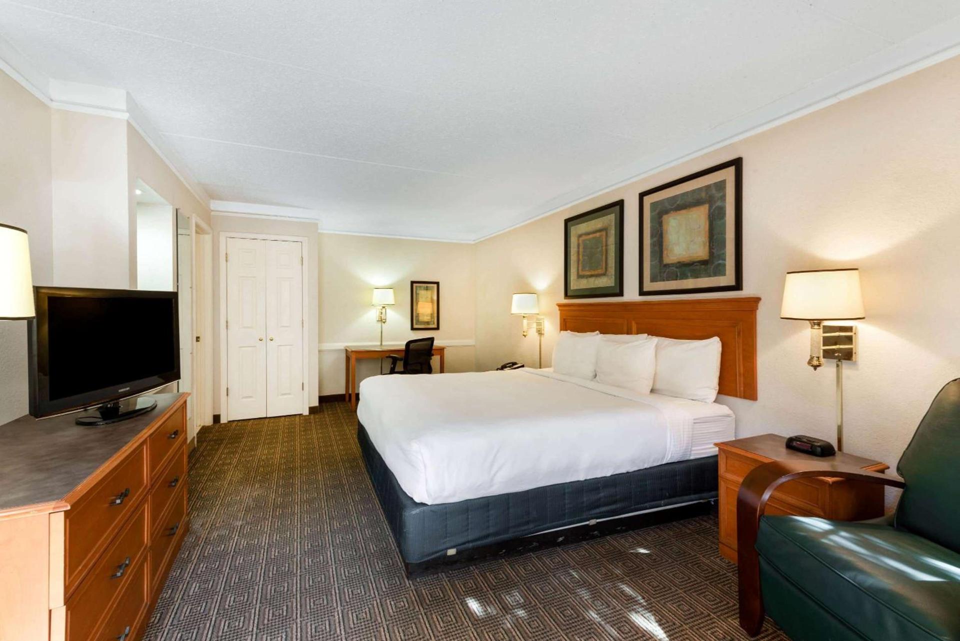 La Quinta Inn by Wyndham Bossier City photo 13