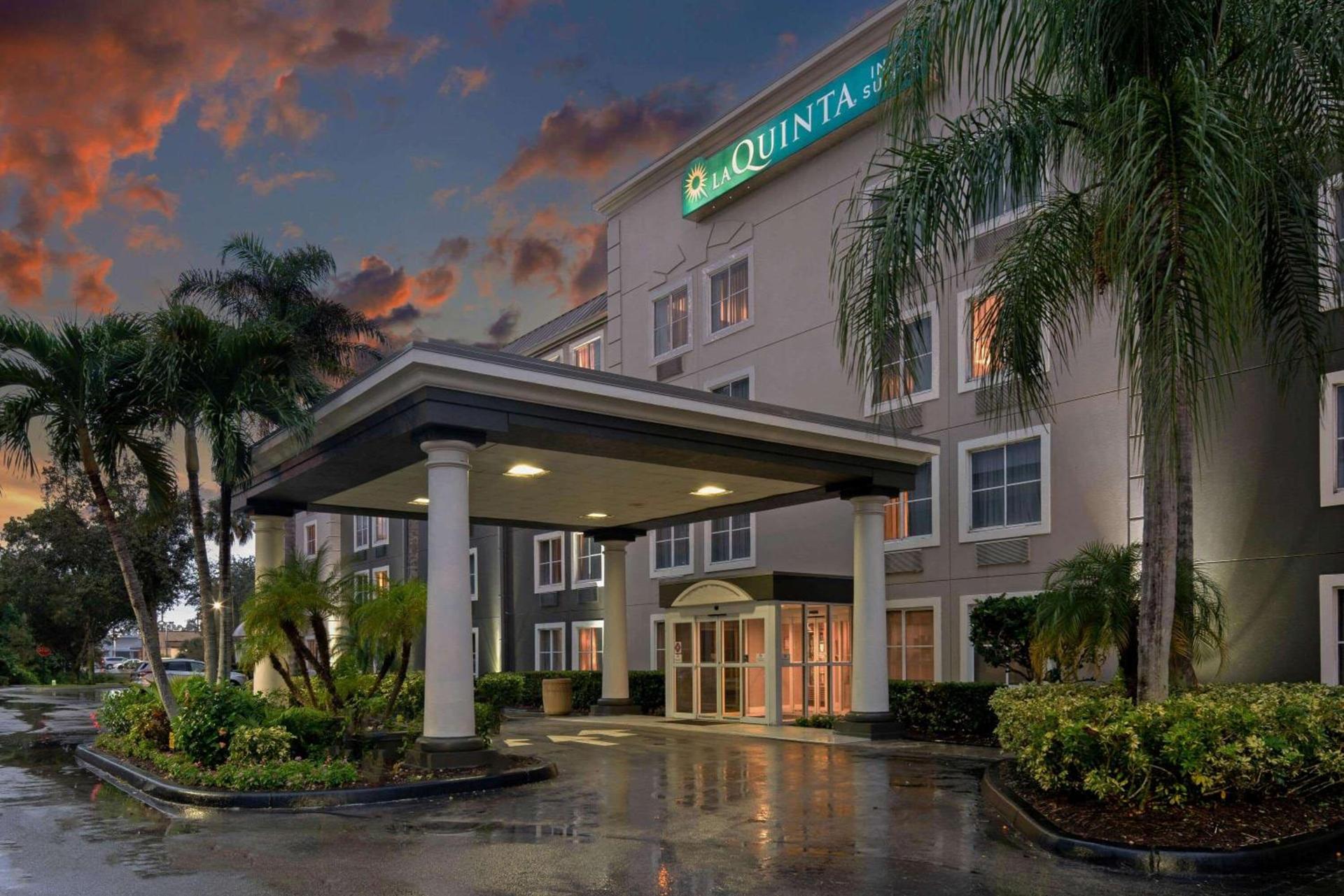 La Quinta by Wyndham Naples East (I-75) photo 27