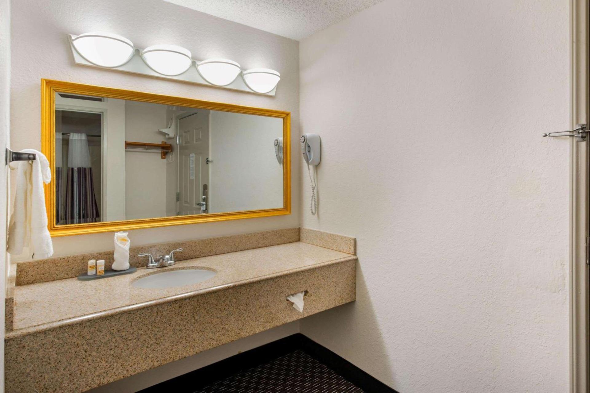 La Quinta Inn by Wyndham Ft. Lauderdale Tamarac East photo 31