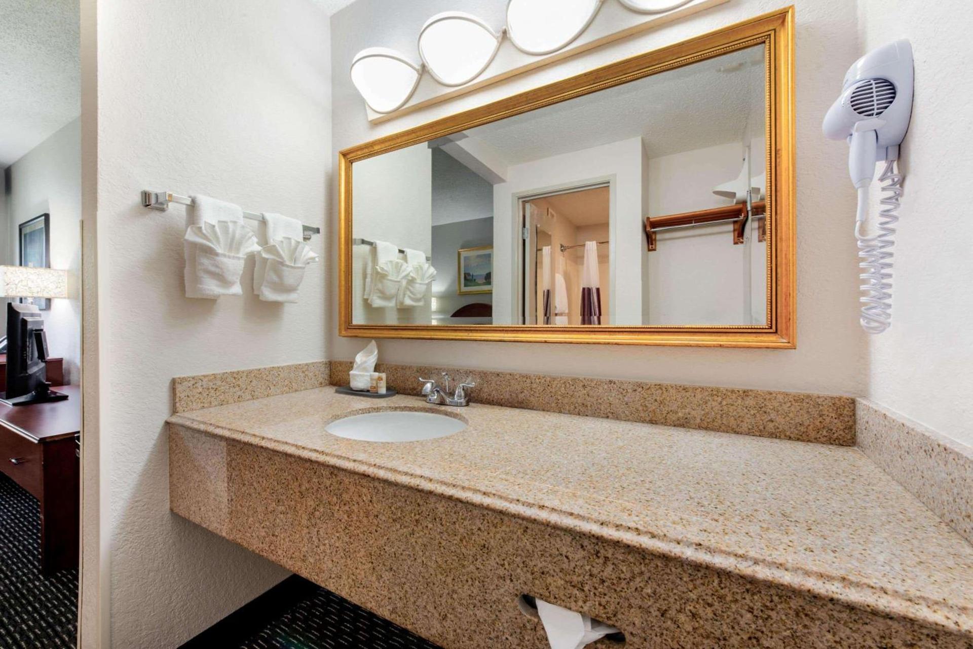 La Quinta Inn by Wyndham Ft. Lauderdale Tamarac East photo 22