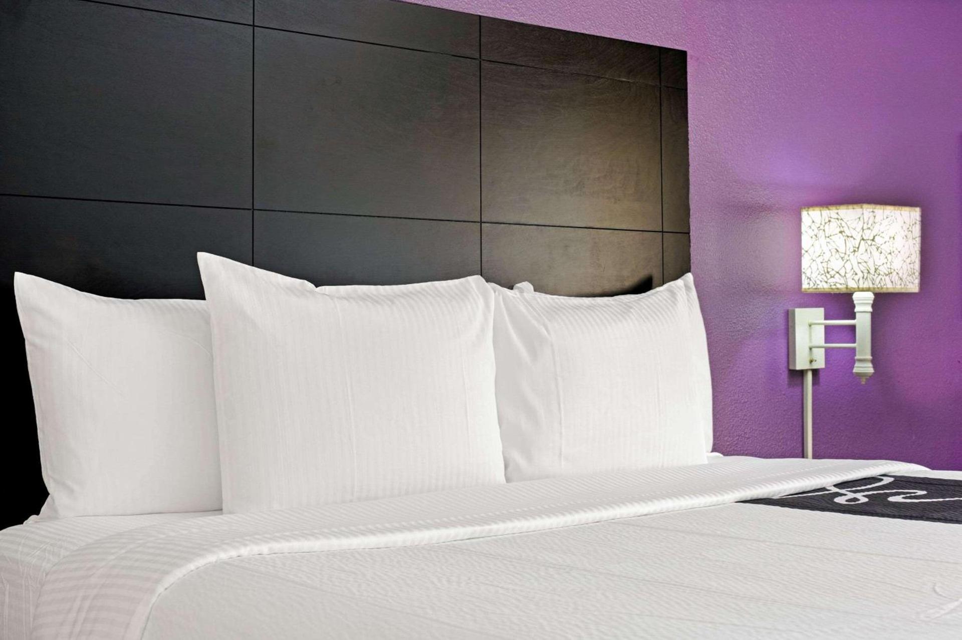La Quinta by Wyndham Miami Airport East photo 37