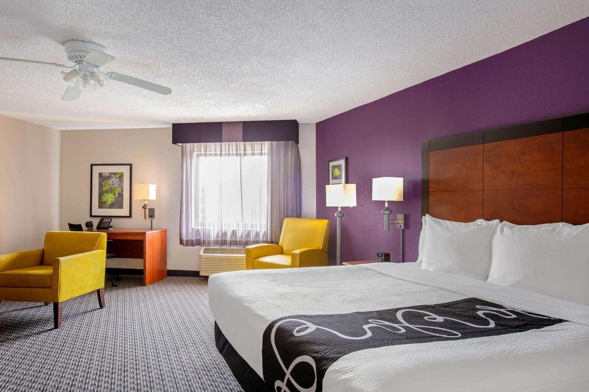 La Quinta by Wyndham Miami Airport East photo 46