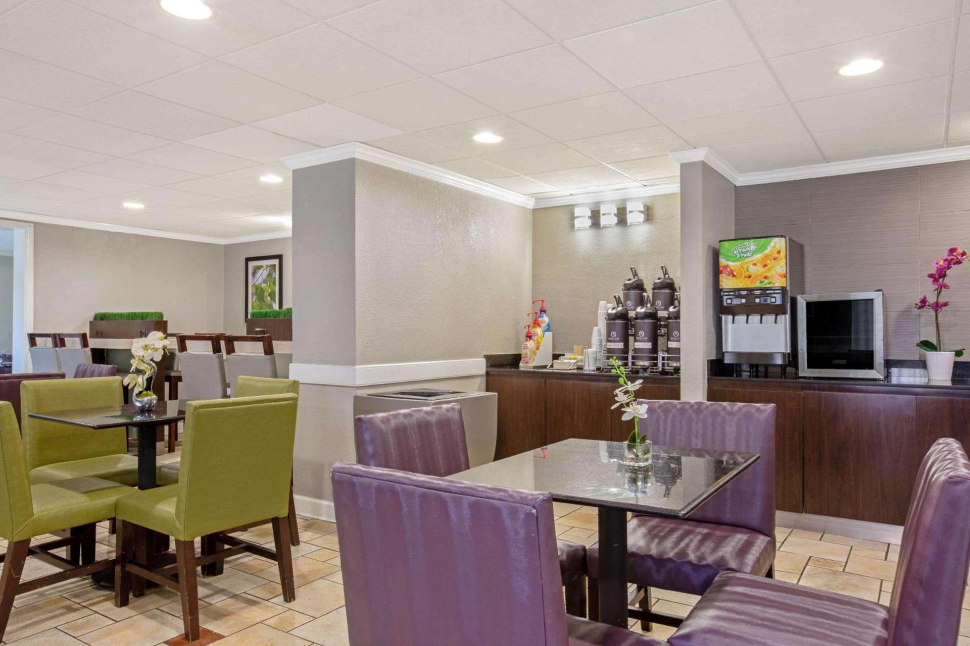 La Quinta by Wyndham Miami Airport East photo 55