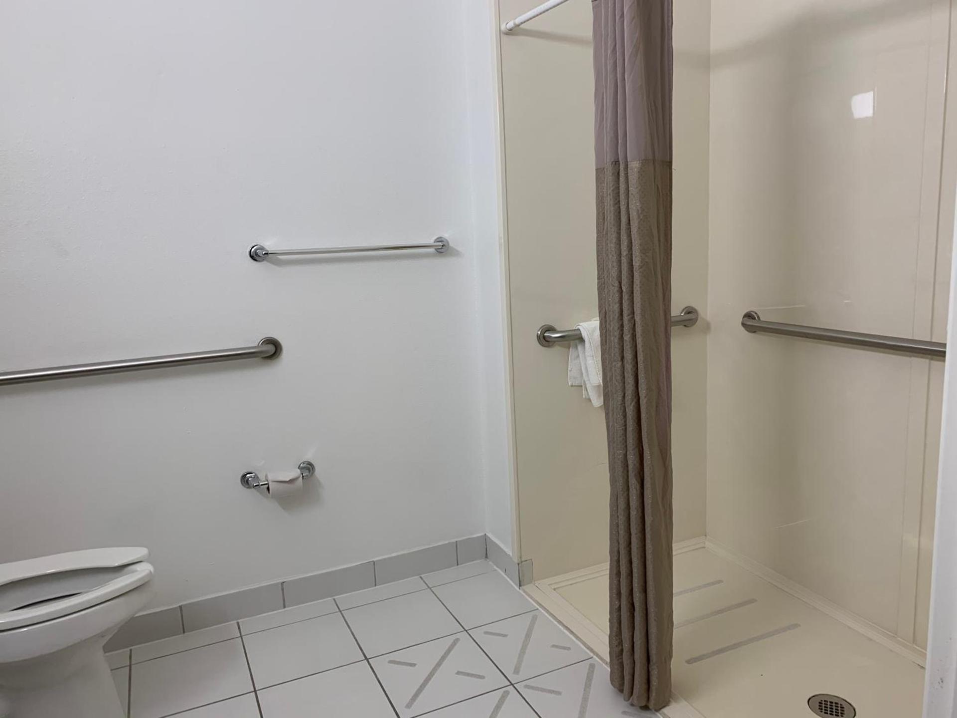 Motel 6-Terrell, TX photo 46