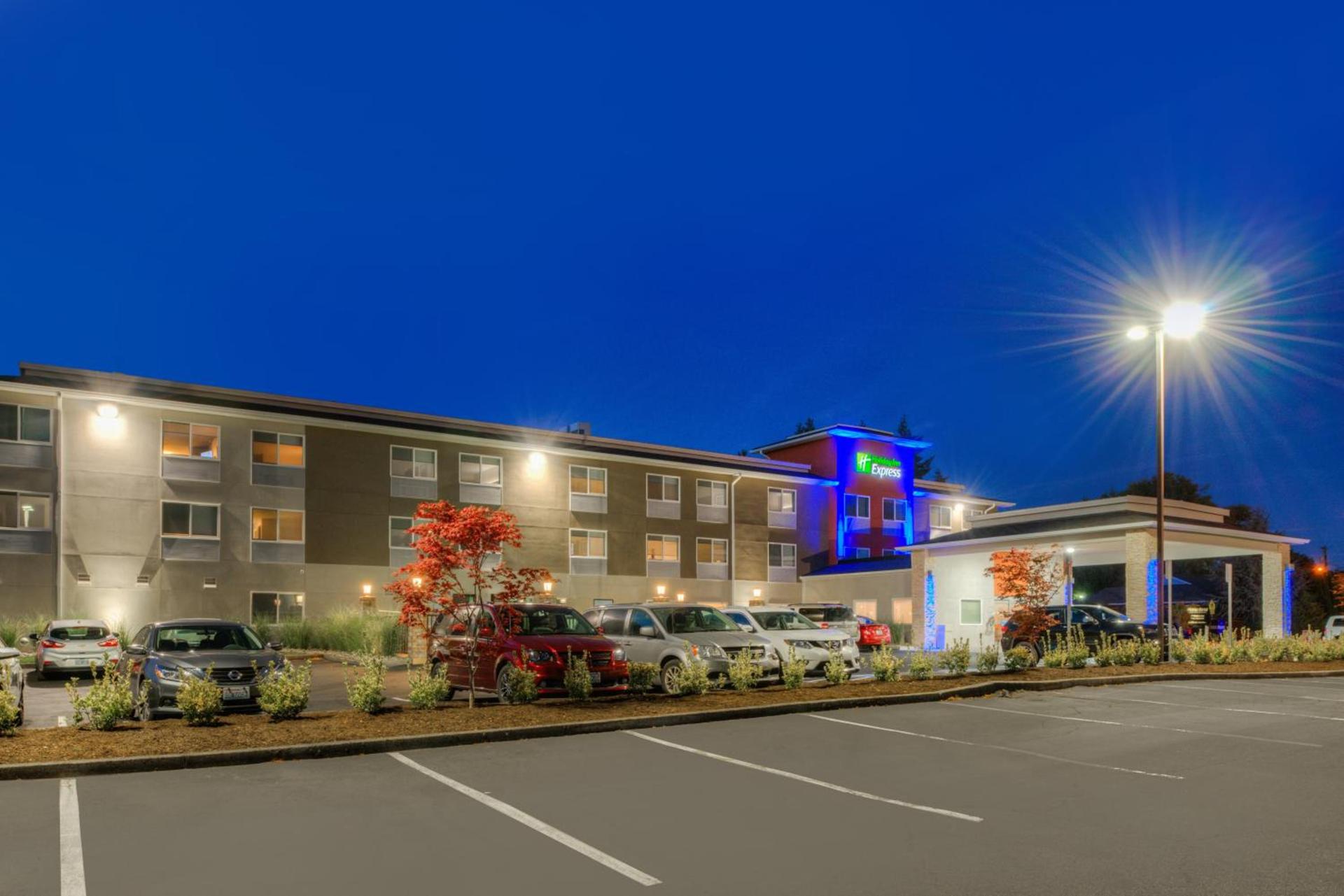 Holiday Inn Express Newberg - Wine Country by IHG photo 16