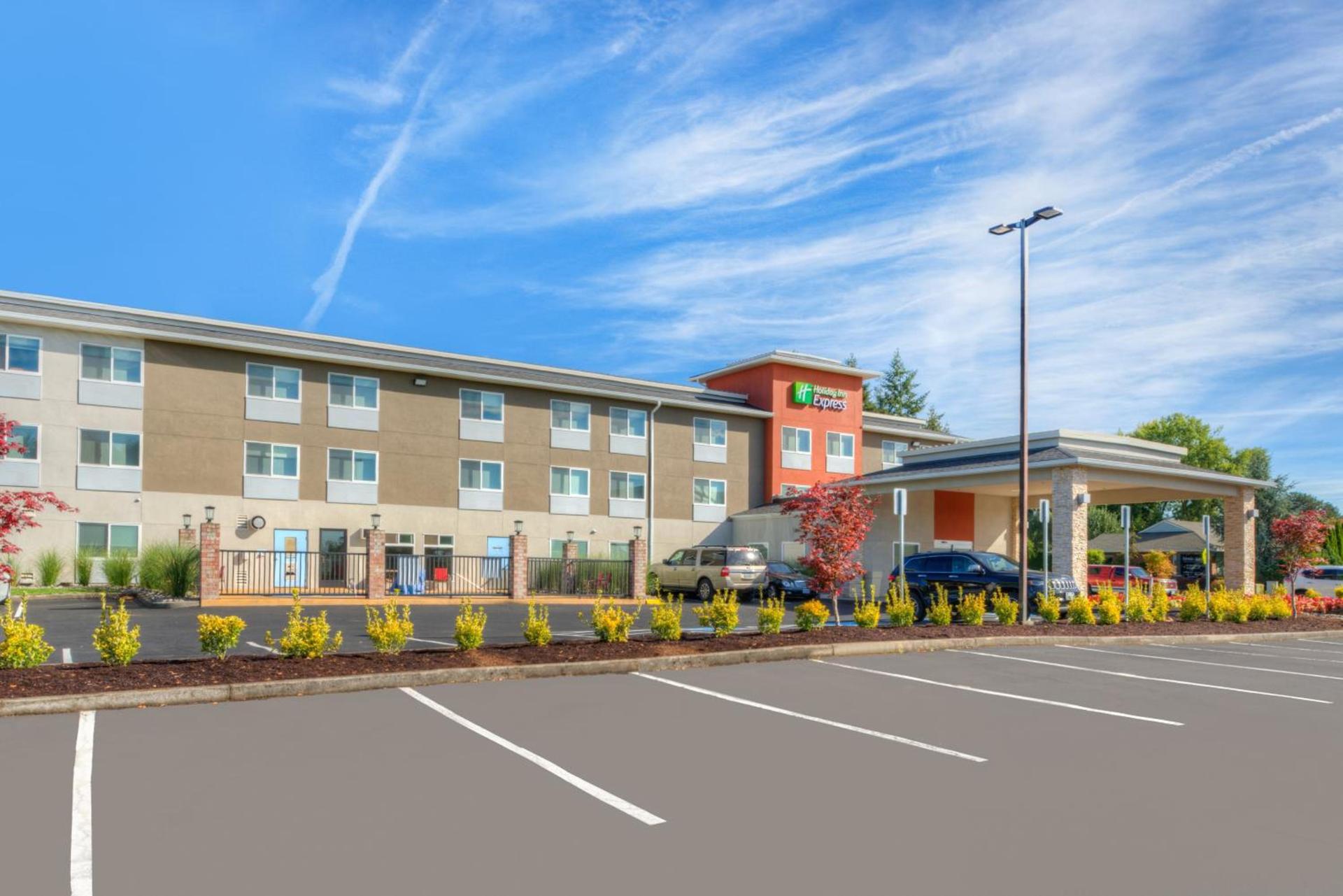 Holiday Inn Express Newberg - Wine Country by IHG photo 33
