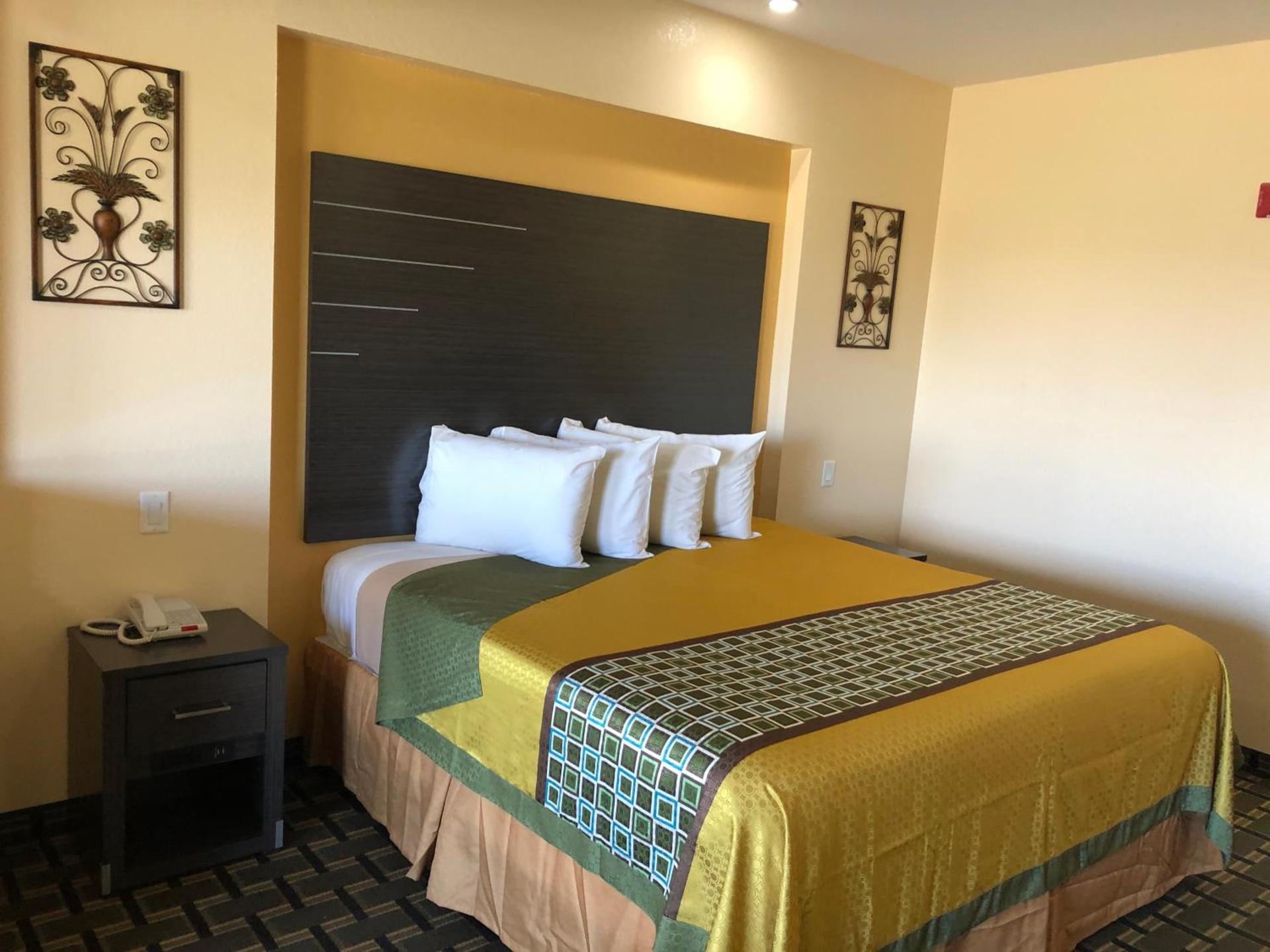 Homegate Inn & Suites West Memphis photo 3