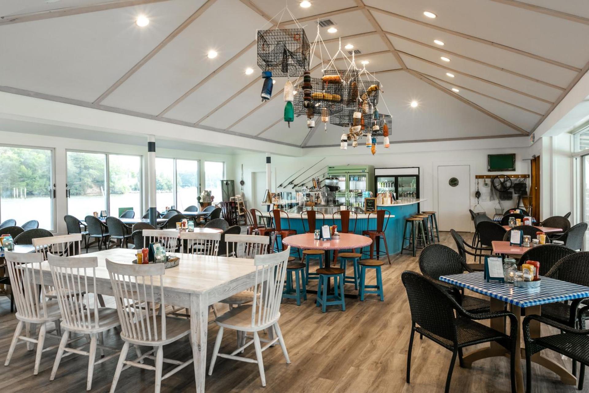 The Tides Inn photo 8