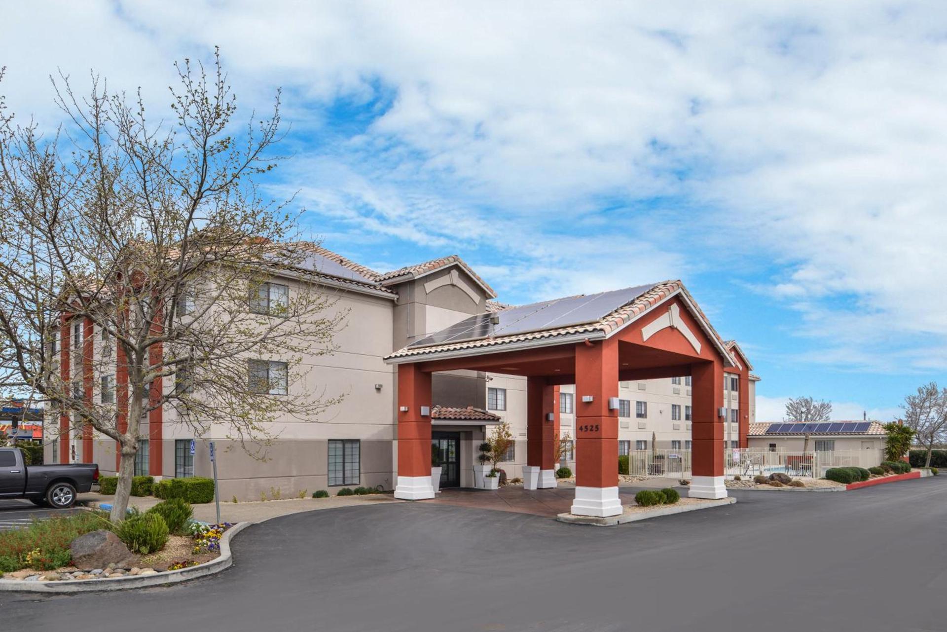 Holiday Inn Express Westley by IHG photo 21
