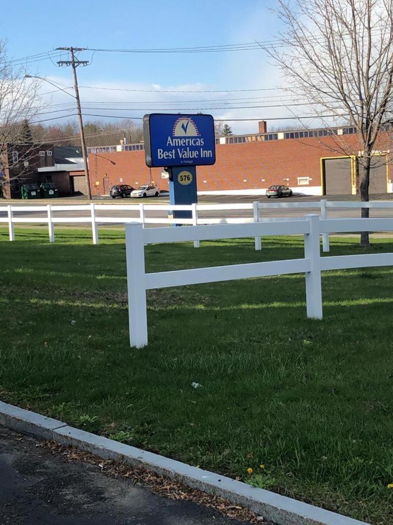 Americas Best Value Inn photo 4