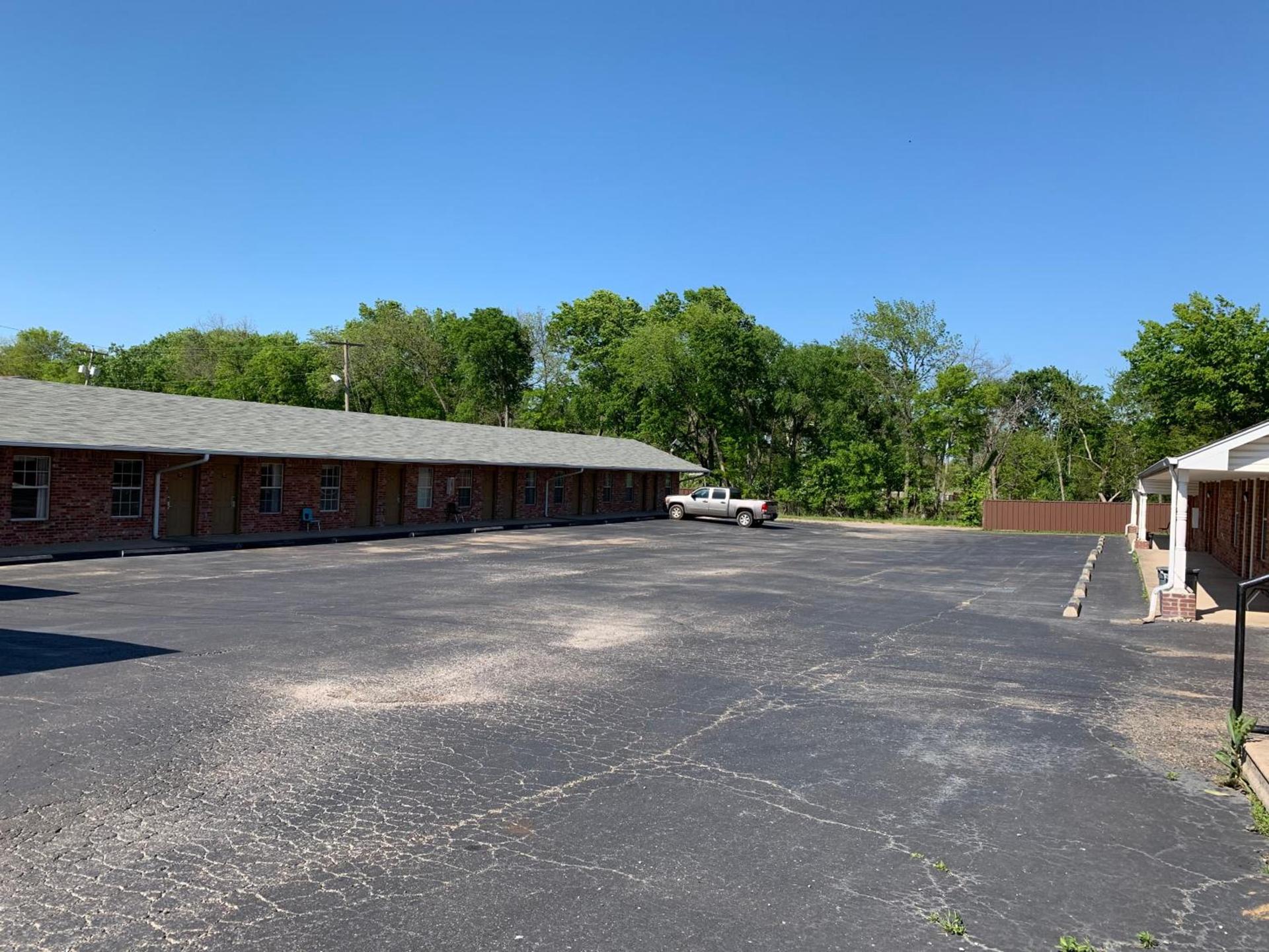 Budget Inn Madill photo 7