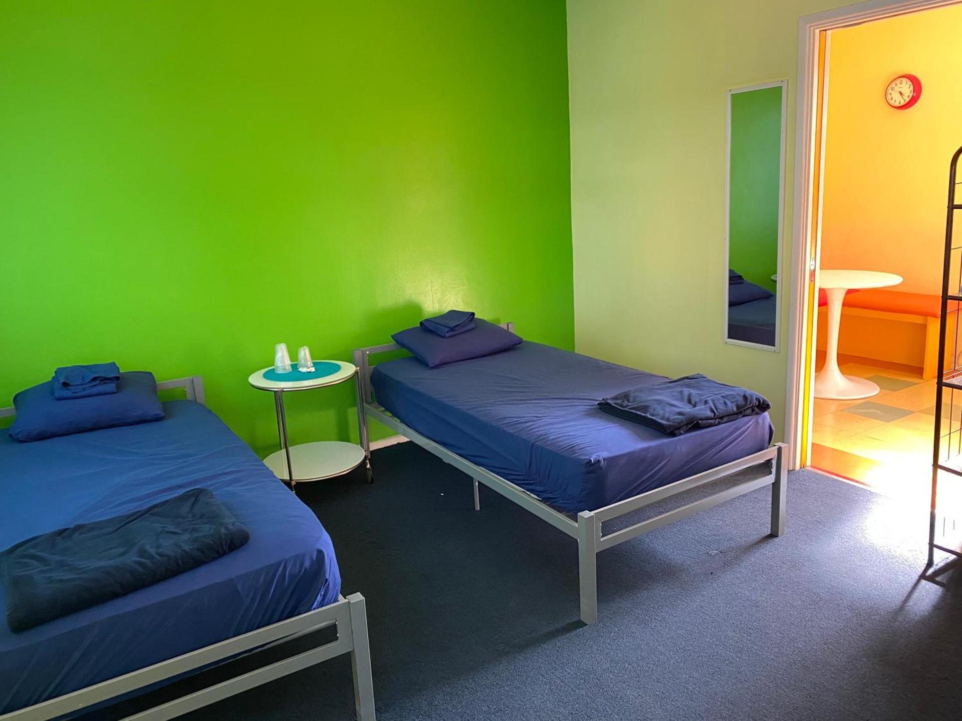 Banana Bungalow Hollywood Hotel & Hostel photo 41