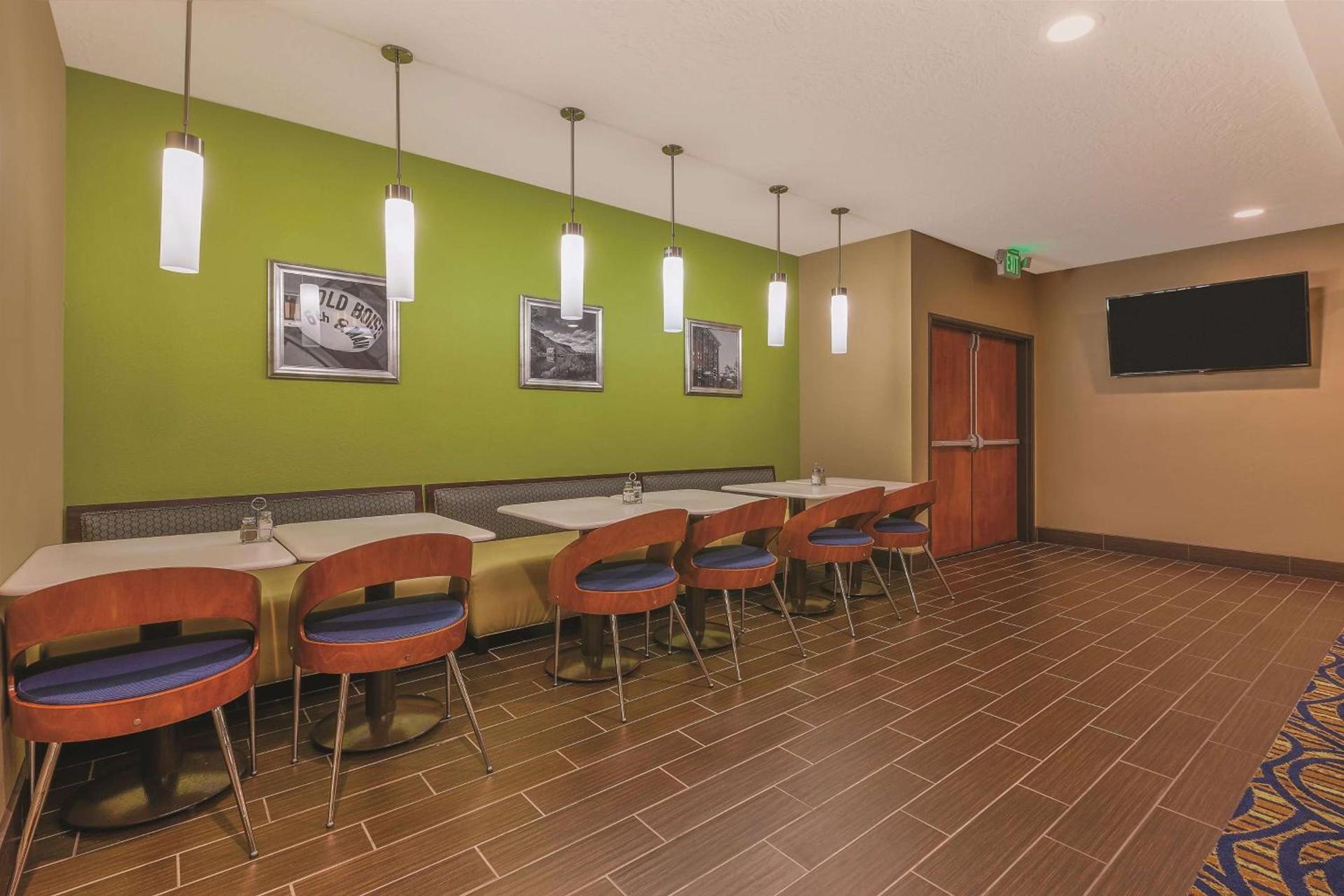 La Quinta by Wyndham Boise Airport photo 37