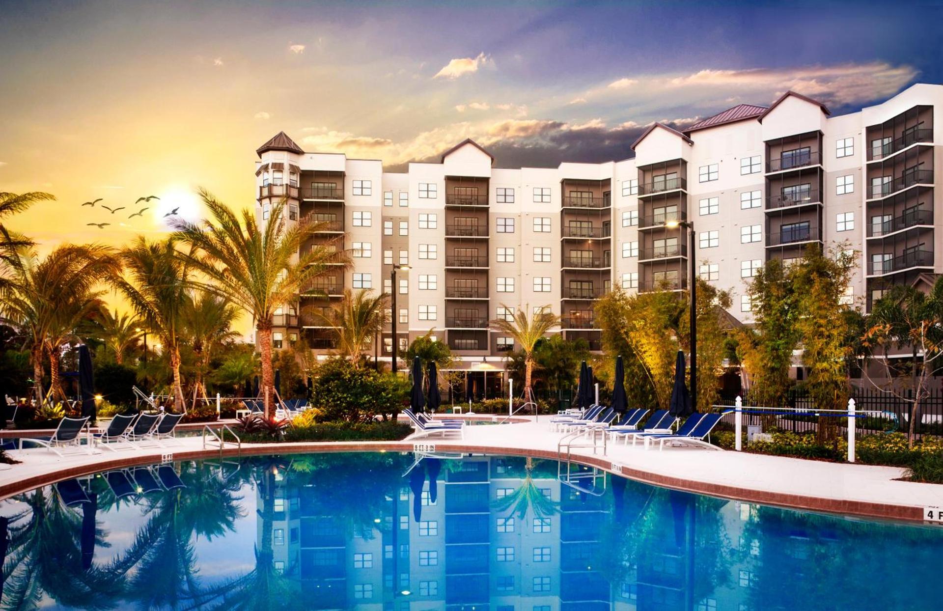 The Grove Resort & Water Park Orlando photo 2
