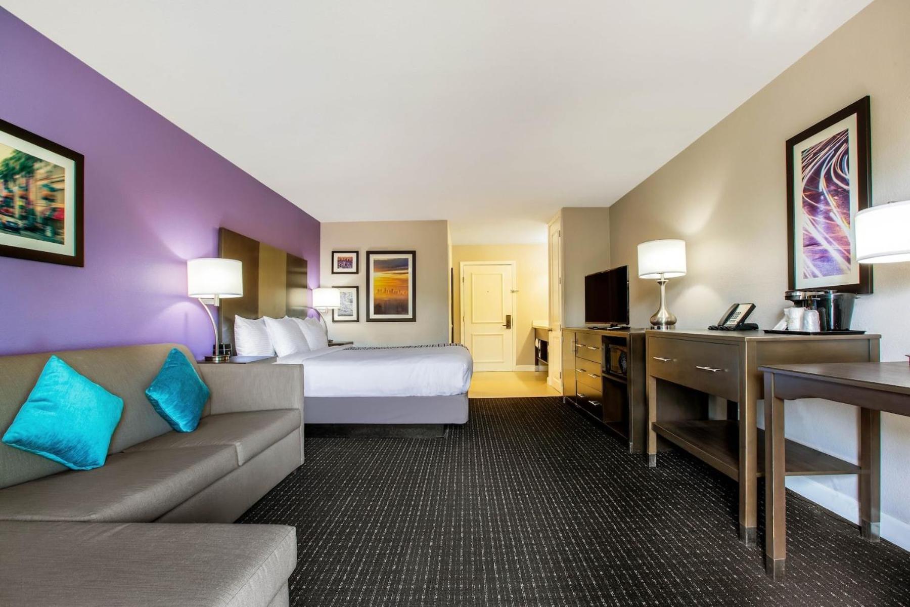 La Quinta by Wyndham Pomona photo 65