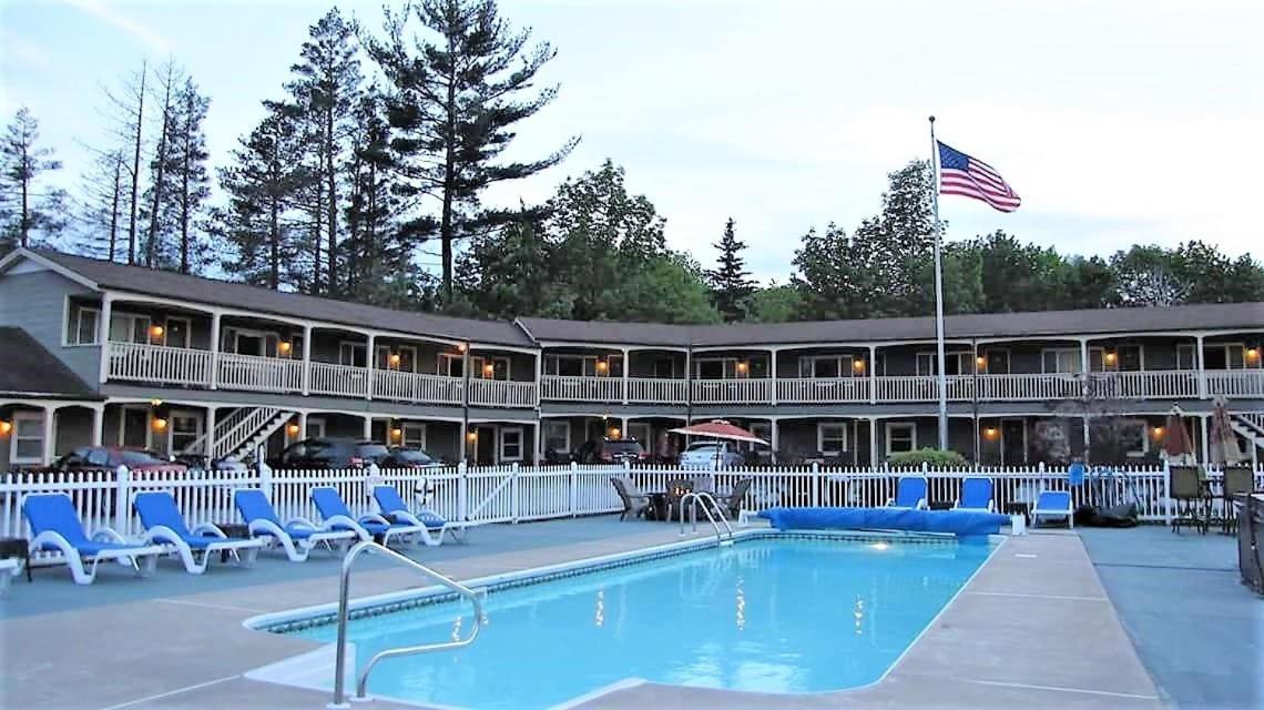 Mt. Madison Inn & Suites — hotel in Gorham