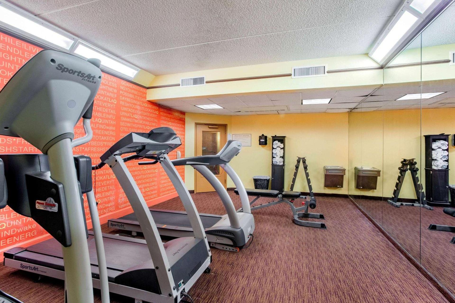 La Quinta by Wyndham Raleigh/Durham Southpoint photo 12