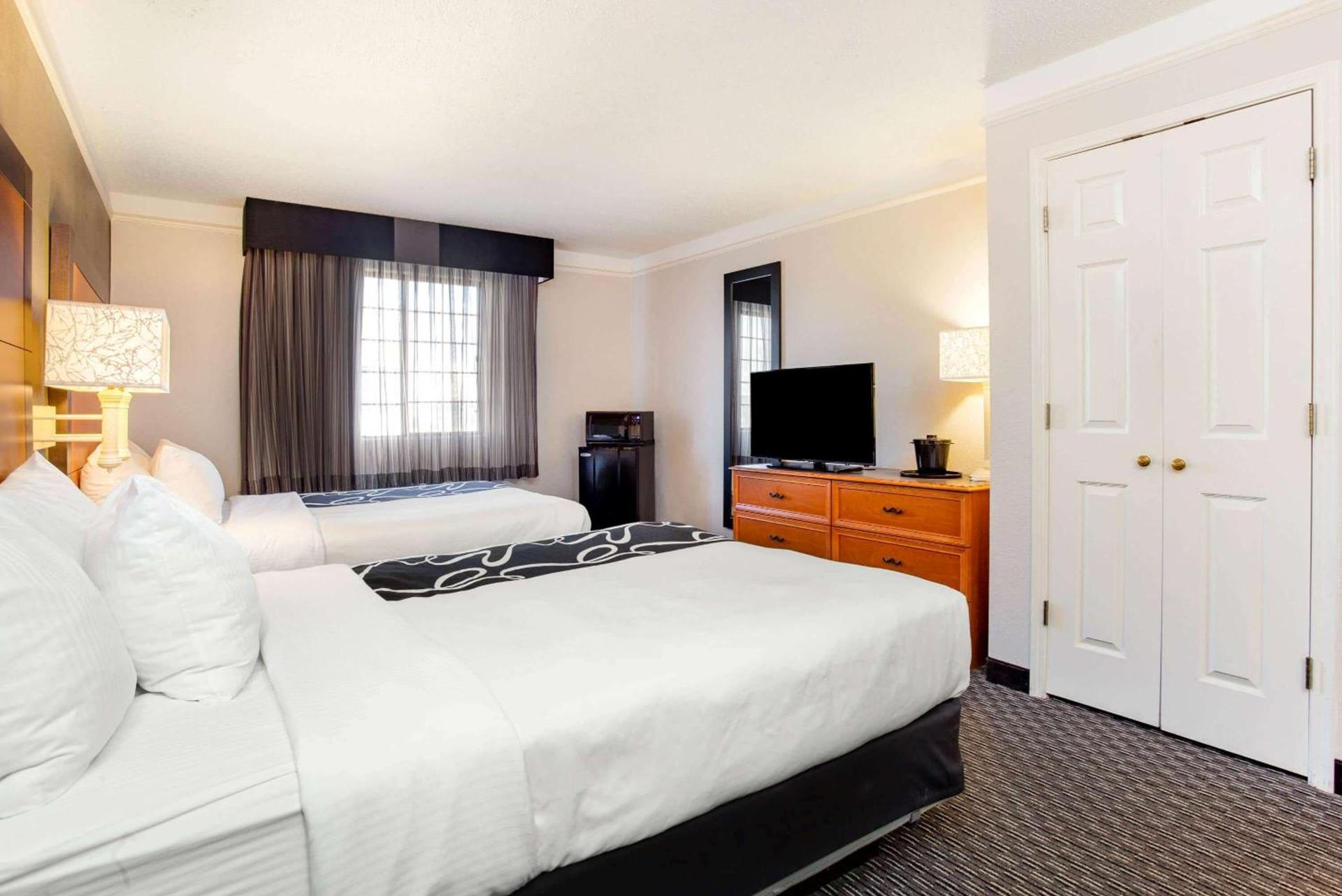La Quinta Inn by Wyndham Champaign photo 23