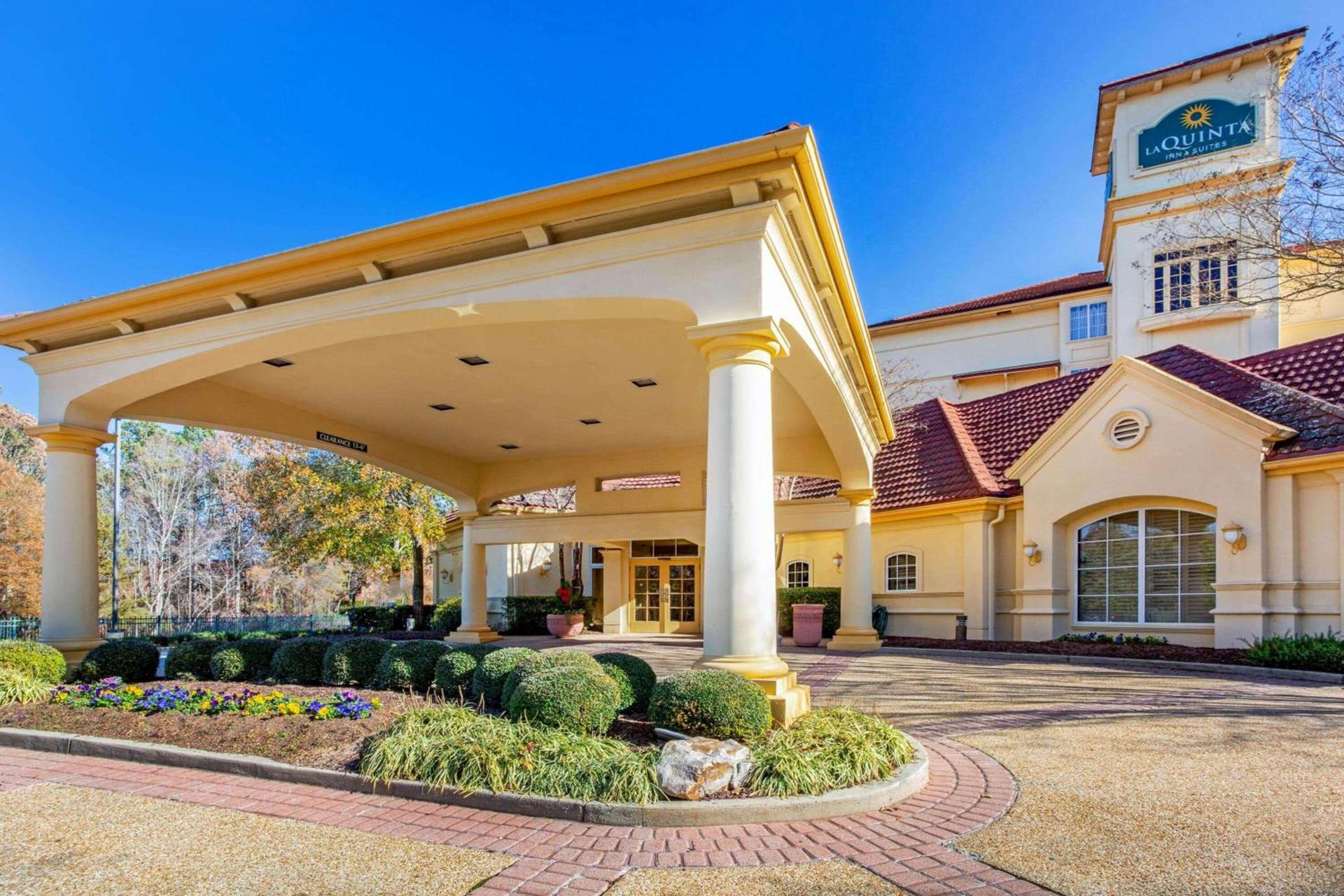 La Quinta by Wyndham Raleigh Cary photo 3