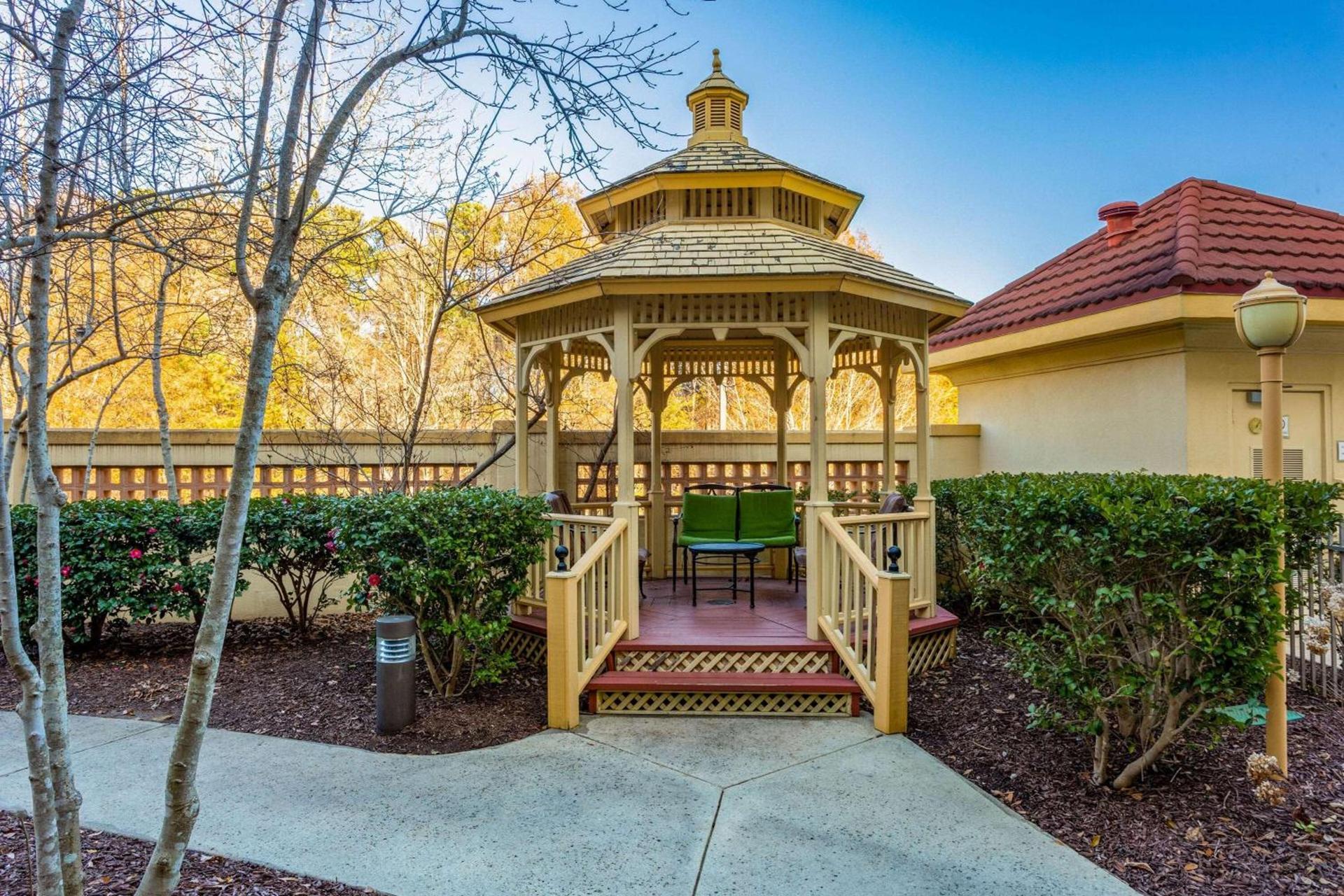 La Quinta by Wyndham Raleigh Cary photo 43