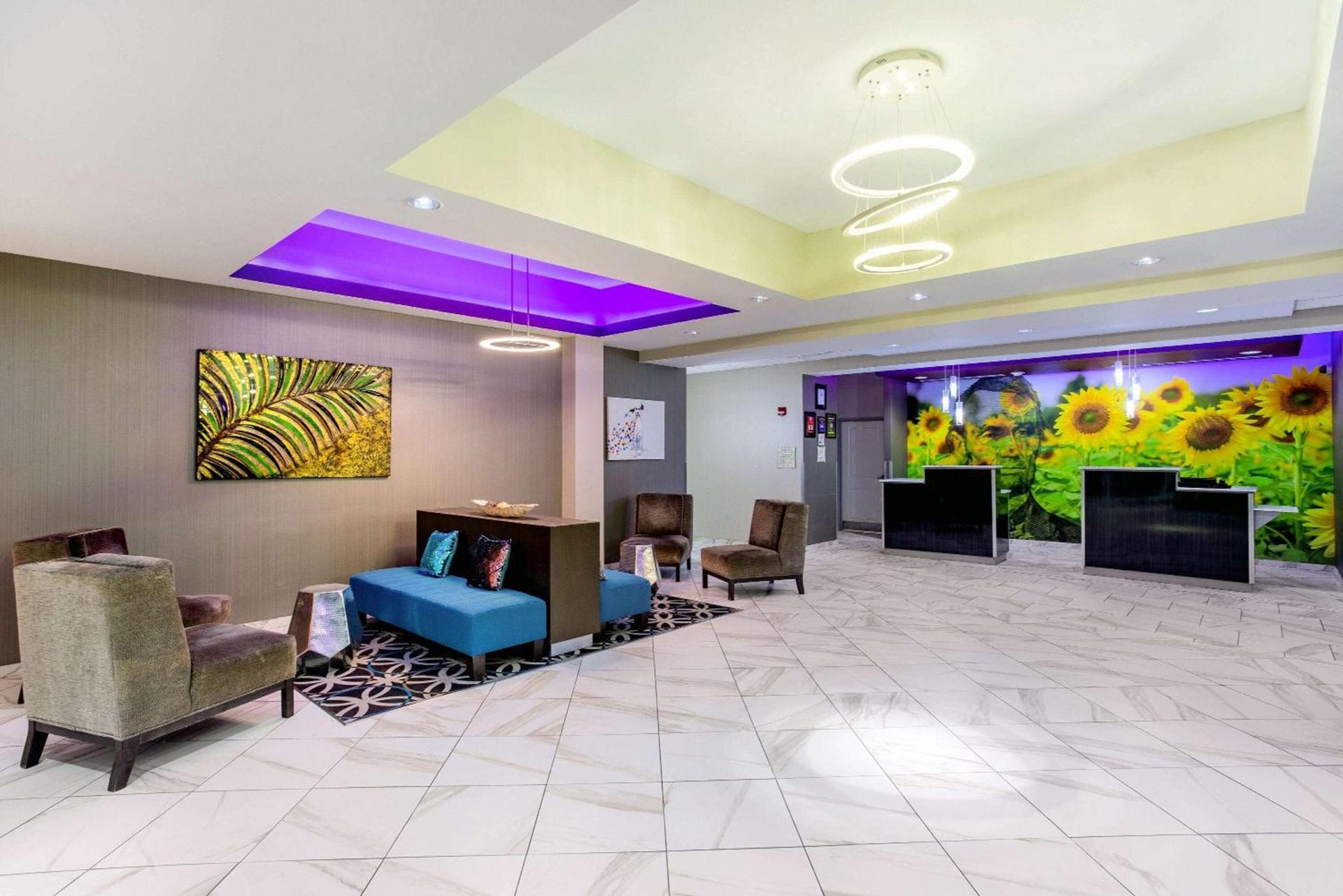 La Quinta by Wyndham Springfield IL photo 33