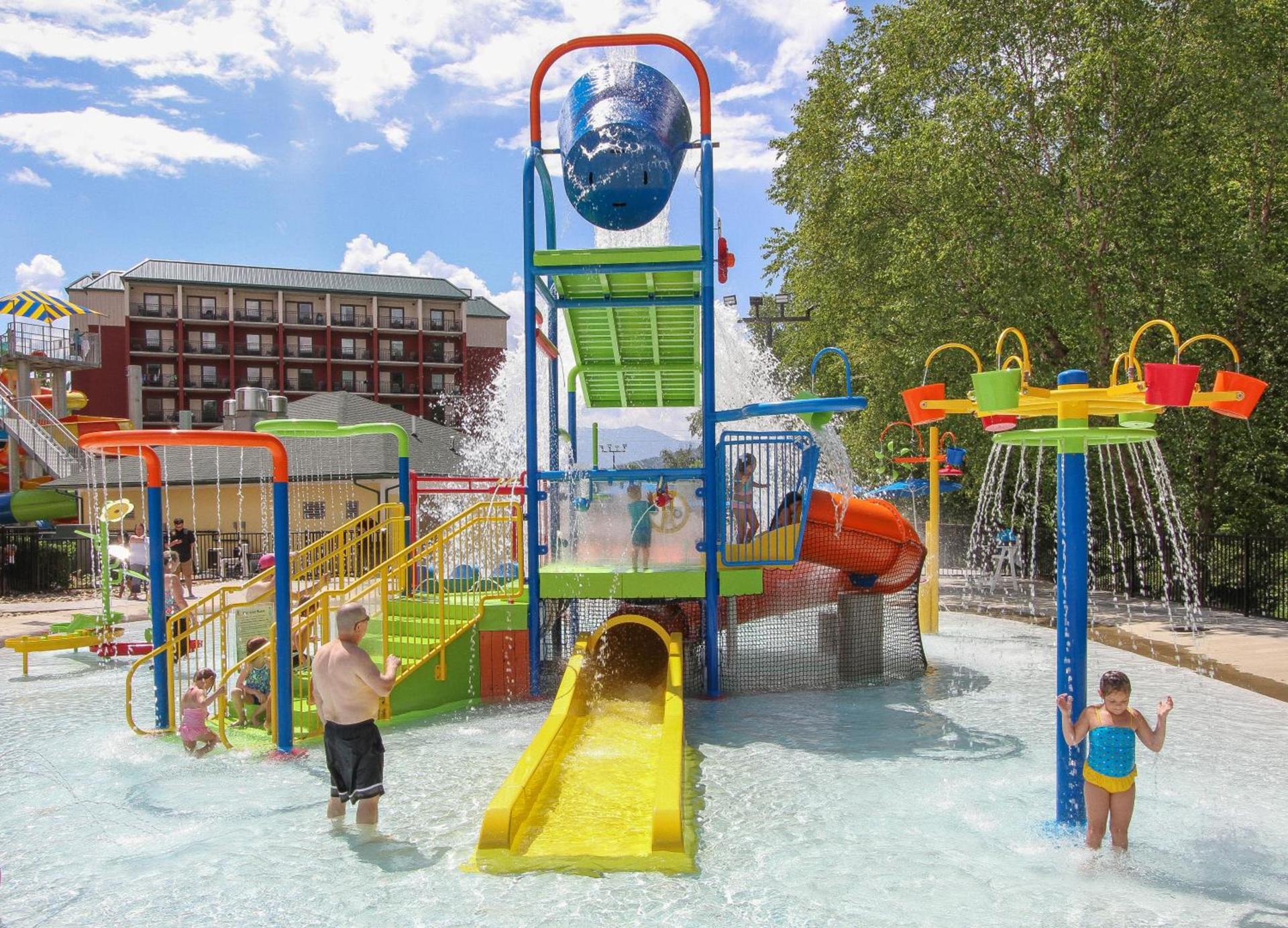 Country Cascades Waterpark Resort photo 21