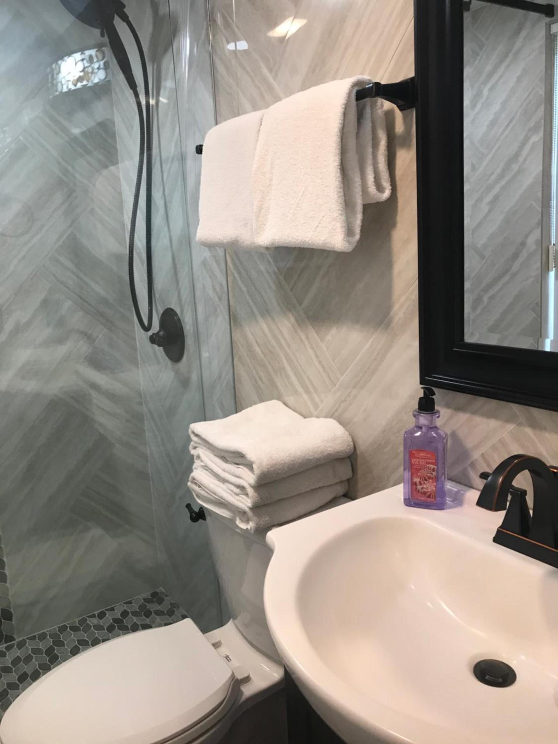 Oceanview on SAND located in Ocean Manor Resort Fort Lauderdale Beach 2 bed 2 bath spacious corner unit partial ocean view photo 56
