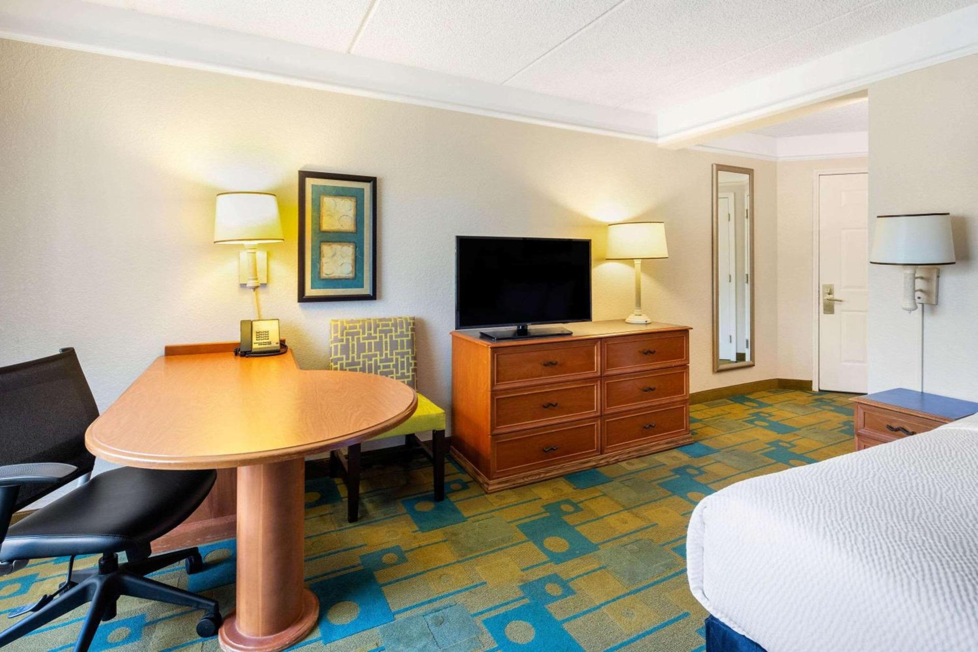 La Quinta by Wyndham Ft. Lauderdale Plantation photo 18