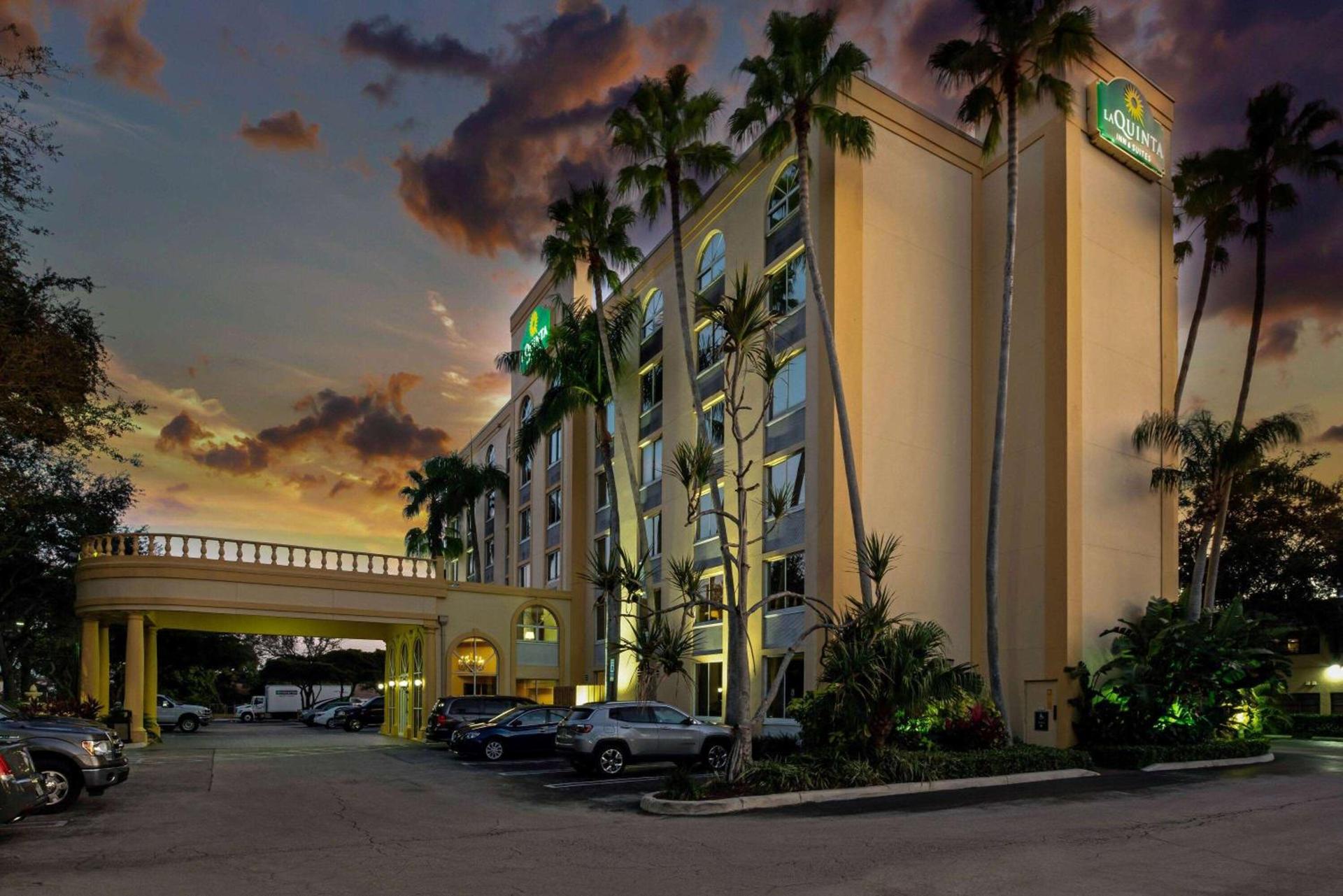 La Quinta by Wyndham West Palm Beach Airport photo 28