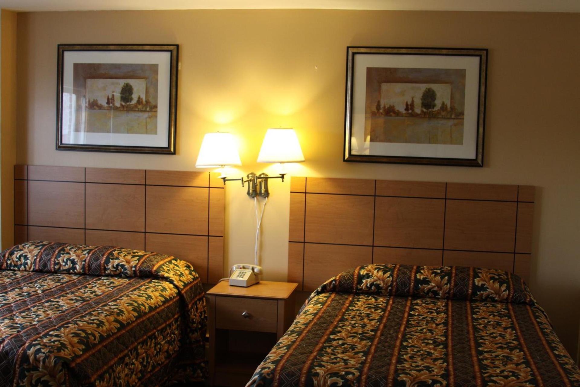 New Relax Inn Bridgeview photo 8