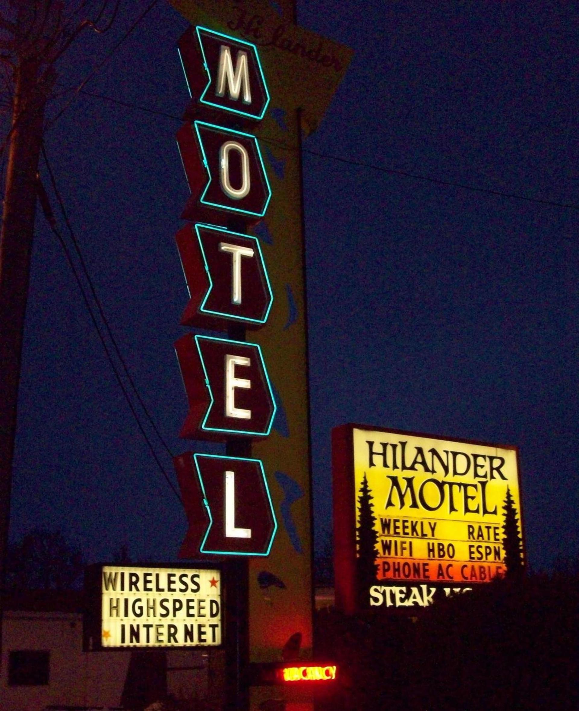Hilander Motel photo 48