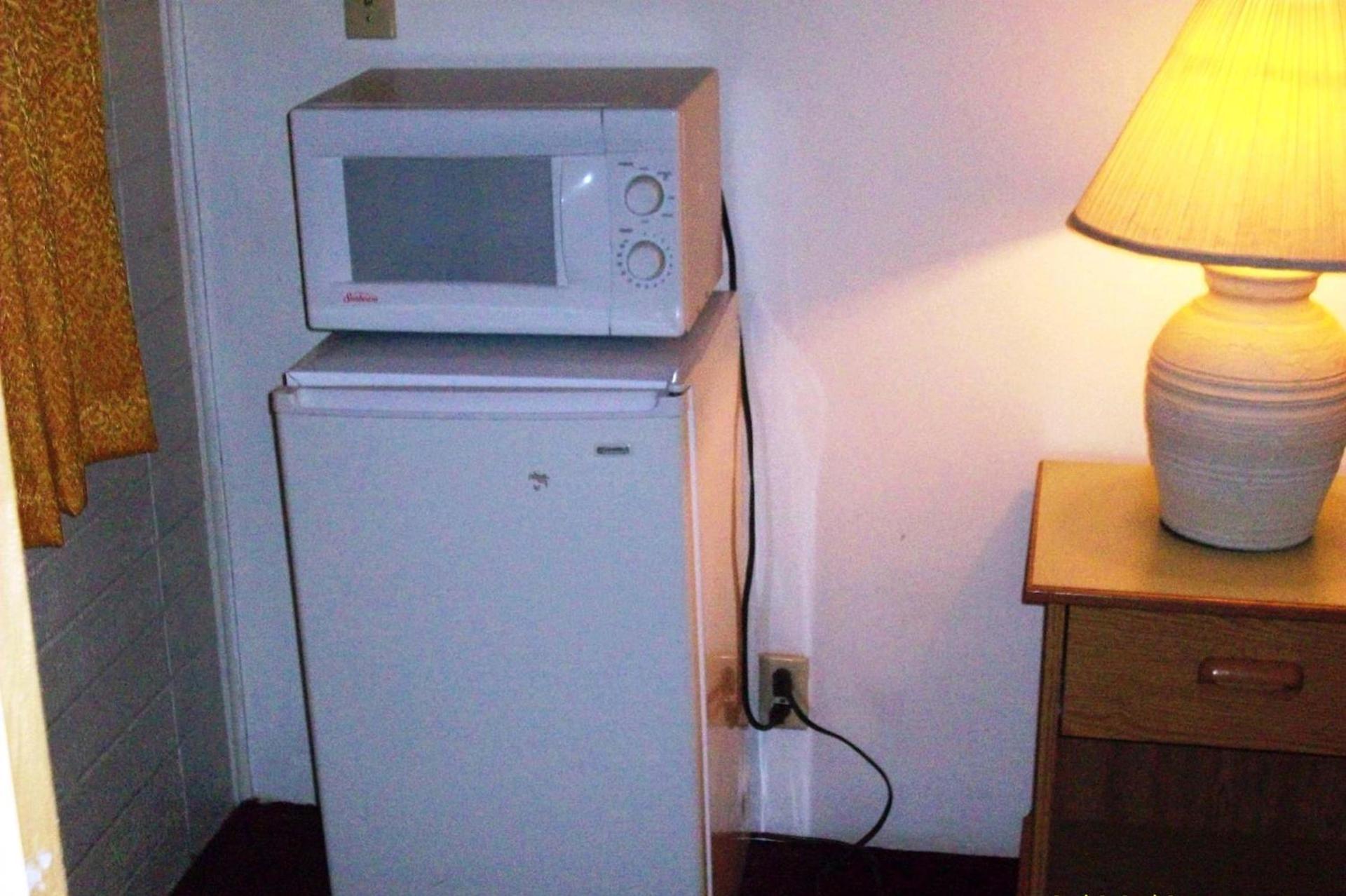 Hilander Motel photo 17