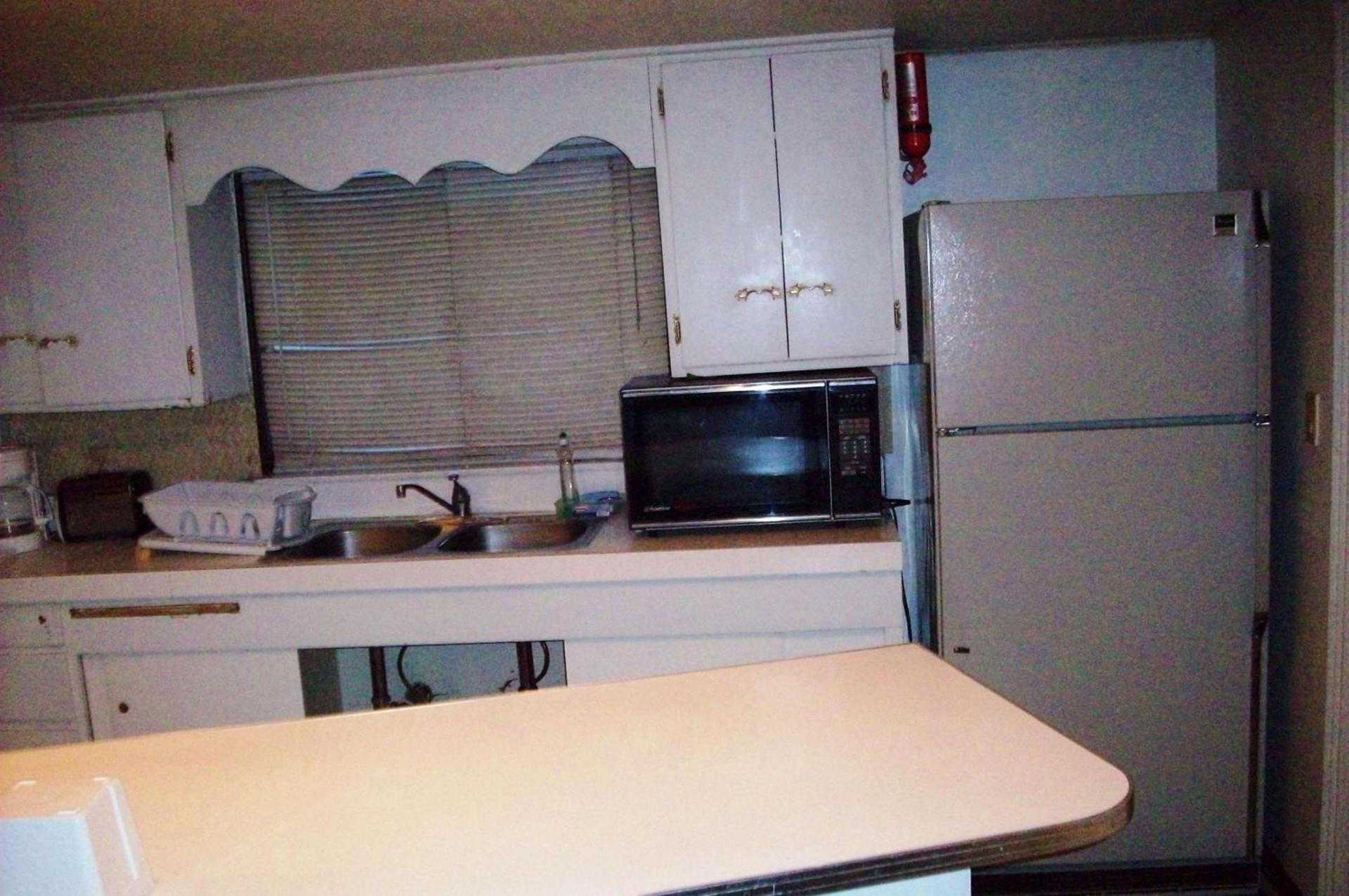 Hilander Motel photo 34