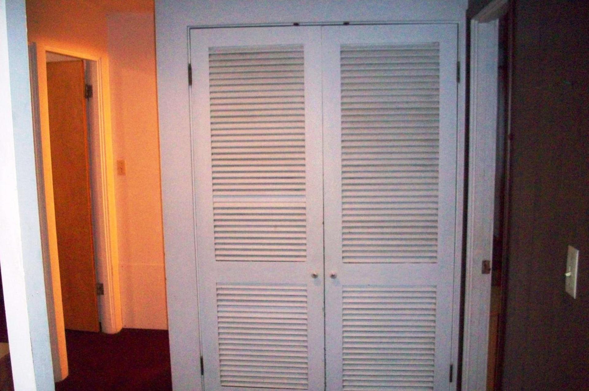 Hilander Motel photo 38