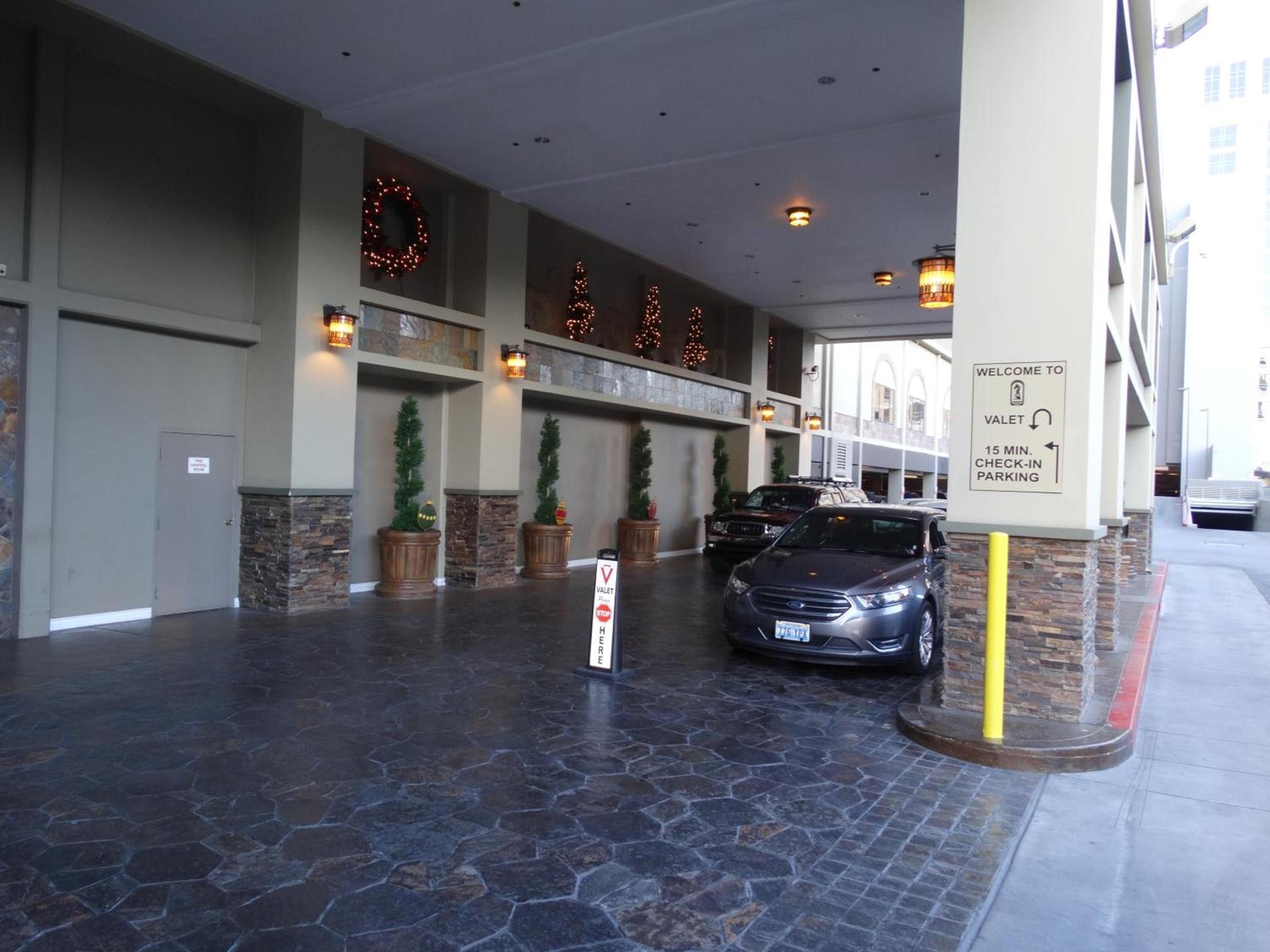 Suites at Jockey Club (No Resort Fee) photo 21