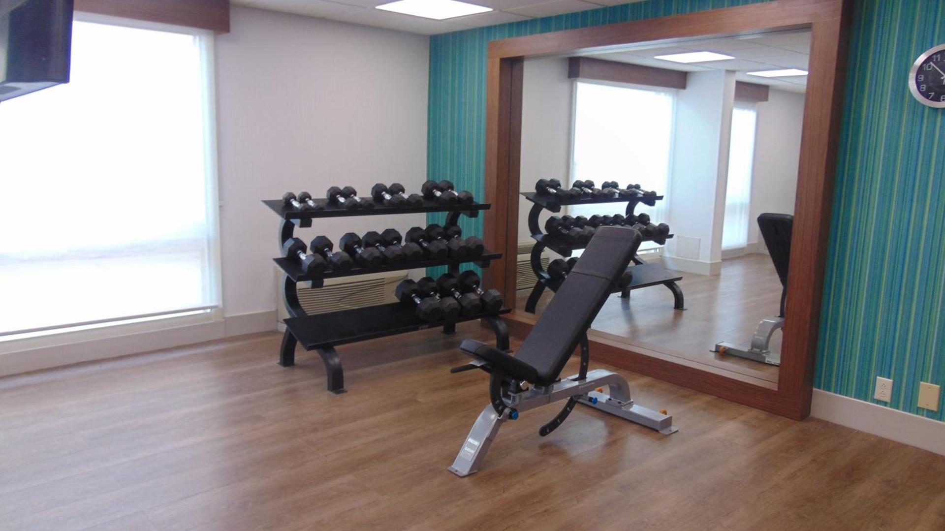 Holiday Inn Express & Suites Wapakoneta by IHG photo 25