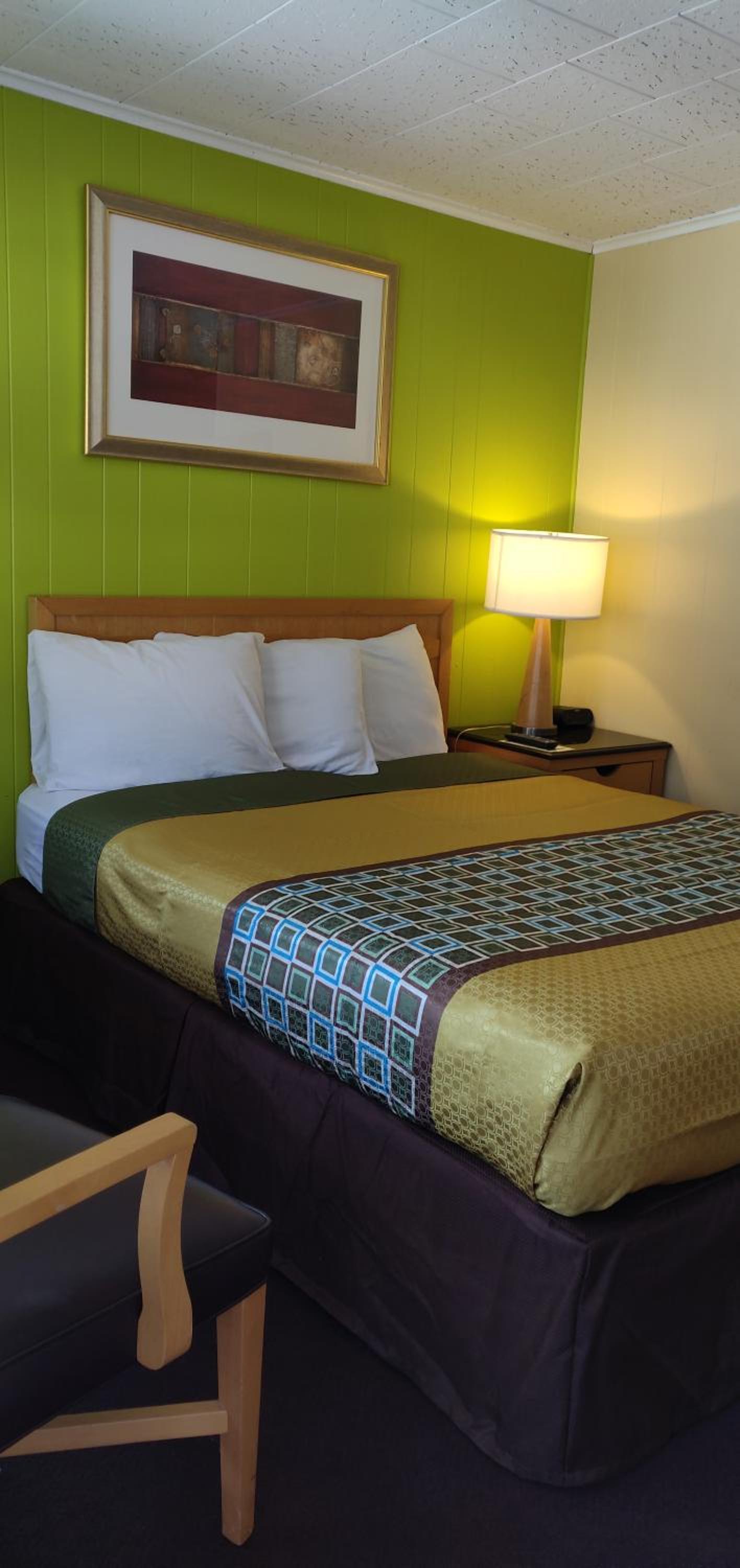 Pinebrook Motel photo 86