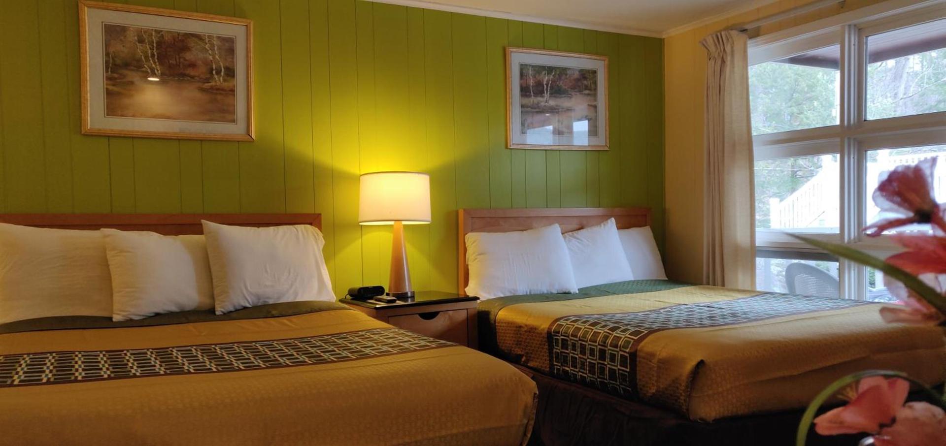 Pinebrook Motel photo 84