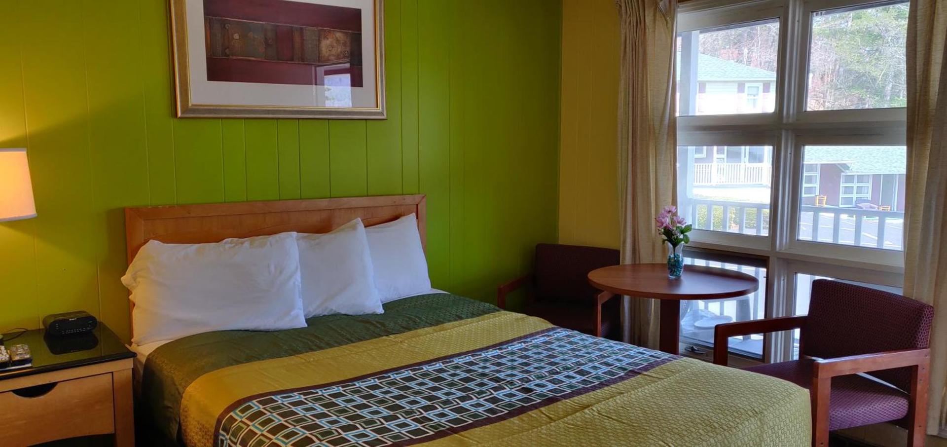 Pinebrook Motel photo 78