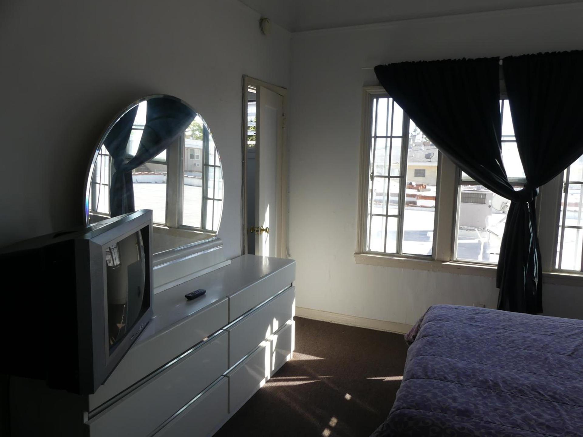 Wilshire Orange Hotel photo 26