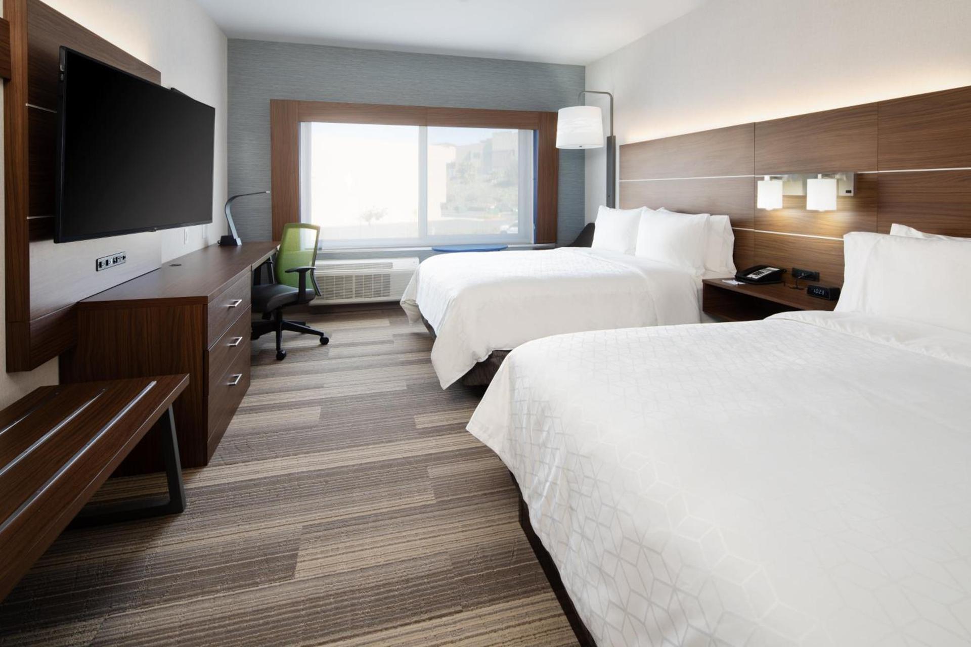 Holiday Inn Express & Suites - Murrieta by IHG photo 21
