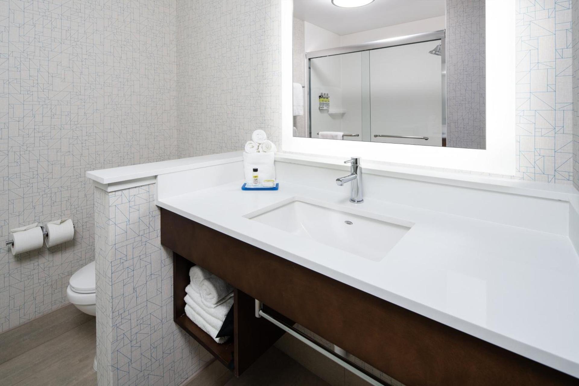 Holiday Inn Express & Suites - Murrieta by IHG photo 20
