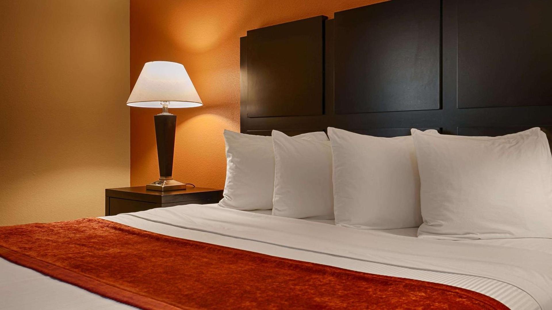 Best Western Inn & Suites - Lake Charles photo 12