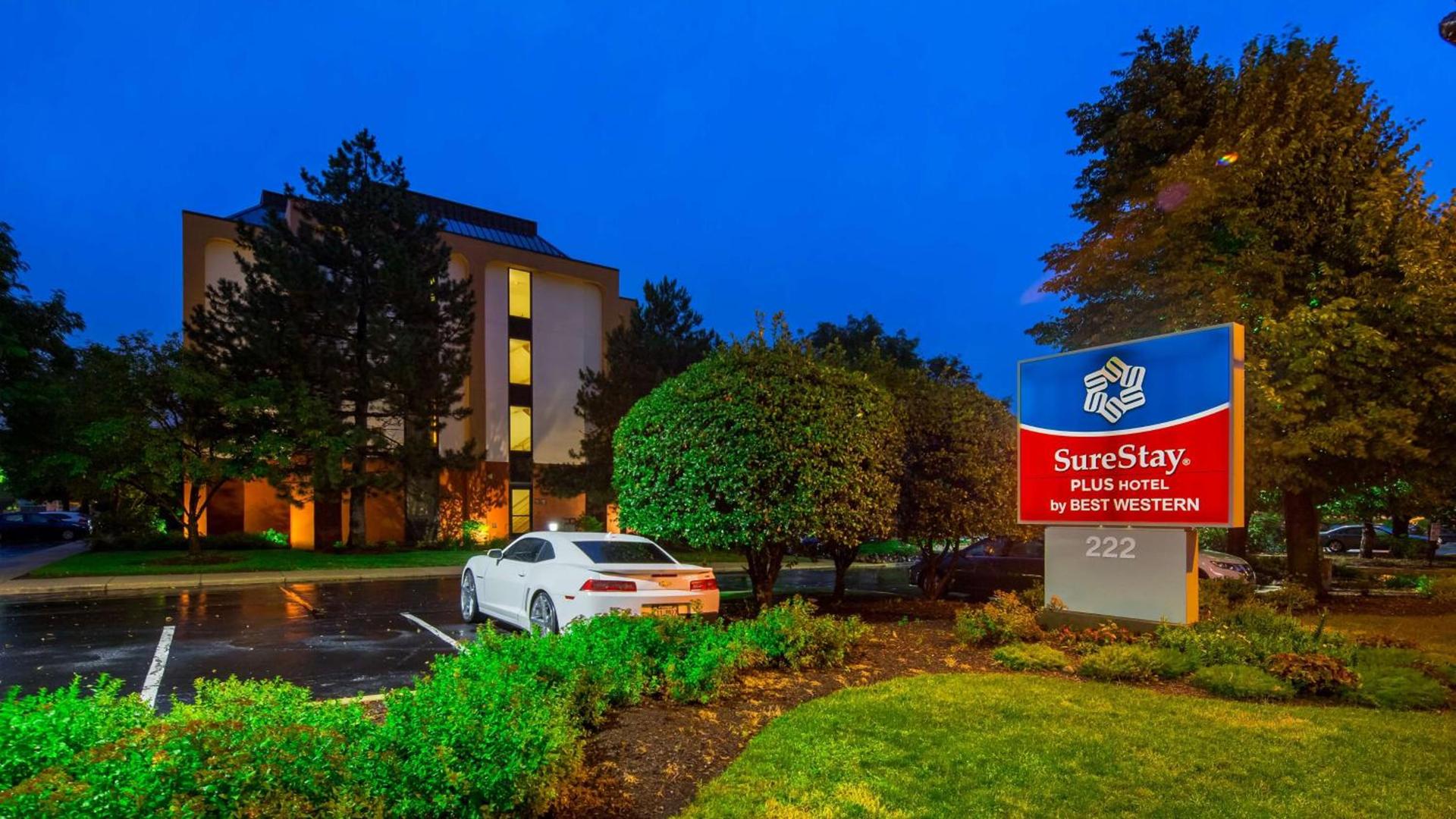 SureStay Plus Hotel by Best Western Chicago Lombard photo 33