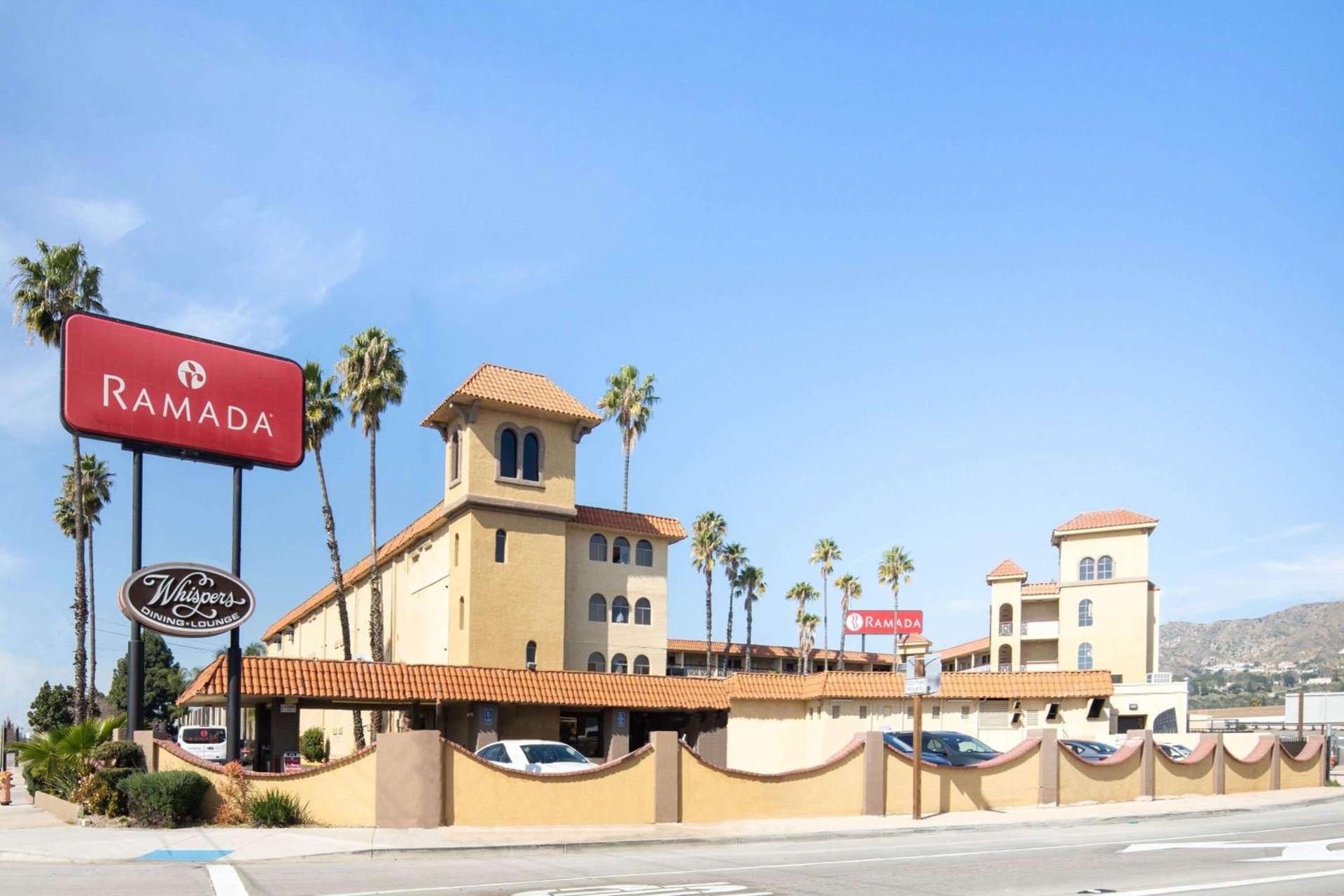 Ramada by Wyndham Burbank Airport photo 2