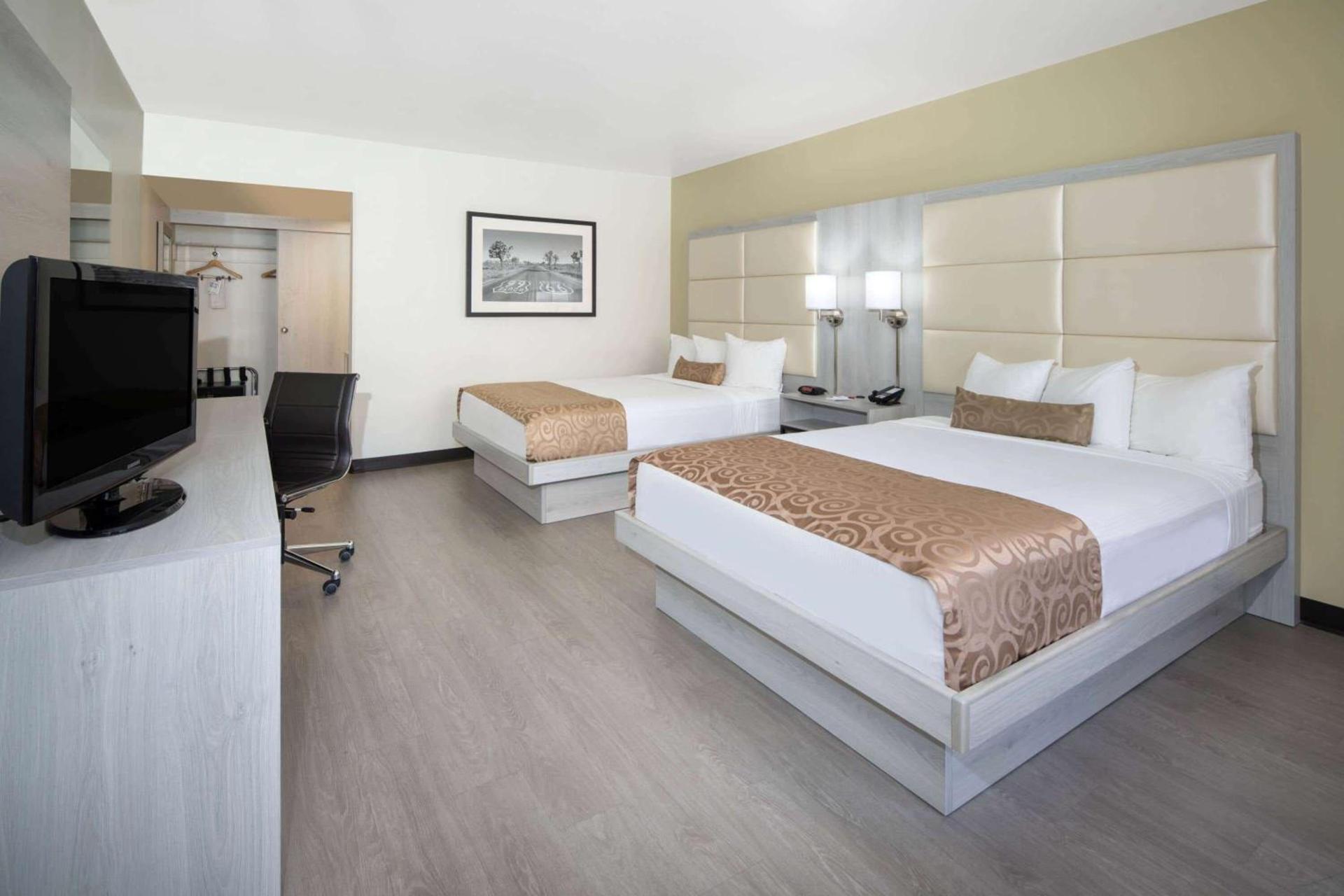 Ramada by Wyndham Burbank Airport photo 22