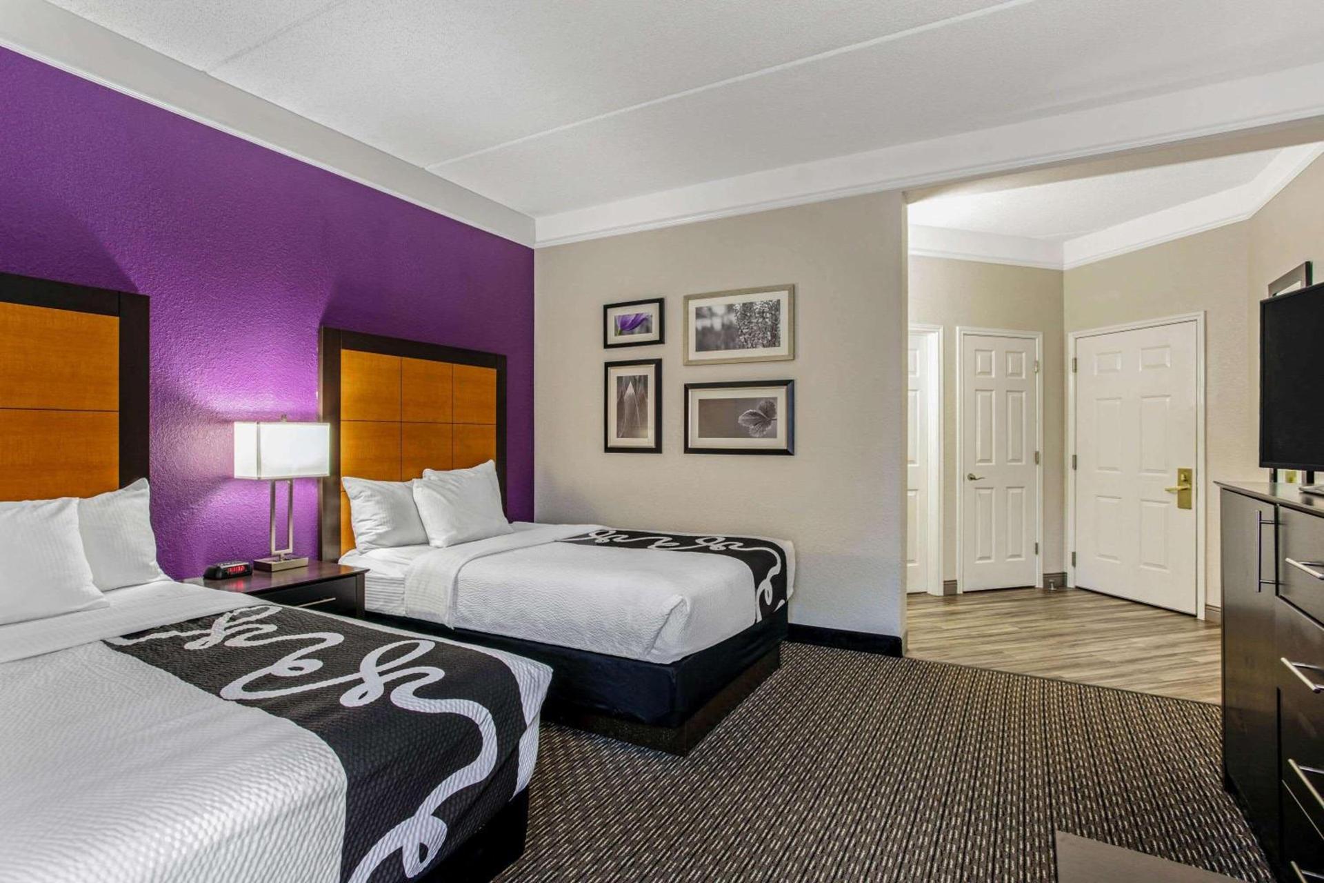 La Quinta by Wyndham Orlando Airport - On Property Food Trucks & Free Airport Shuttle! photo 40