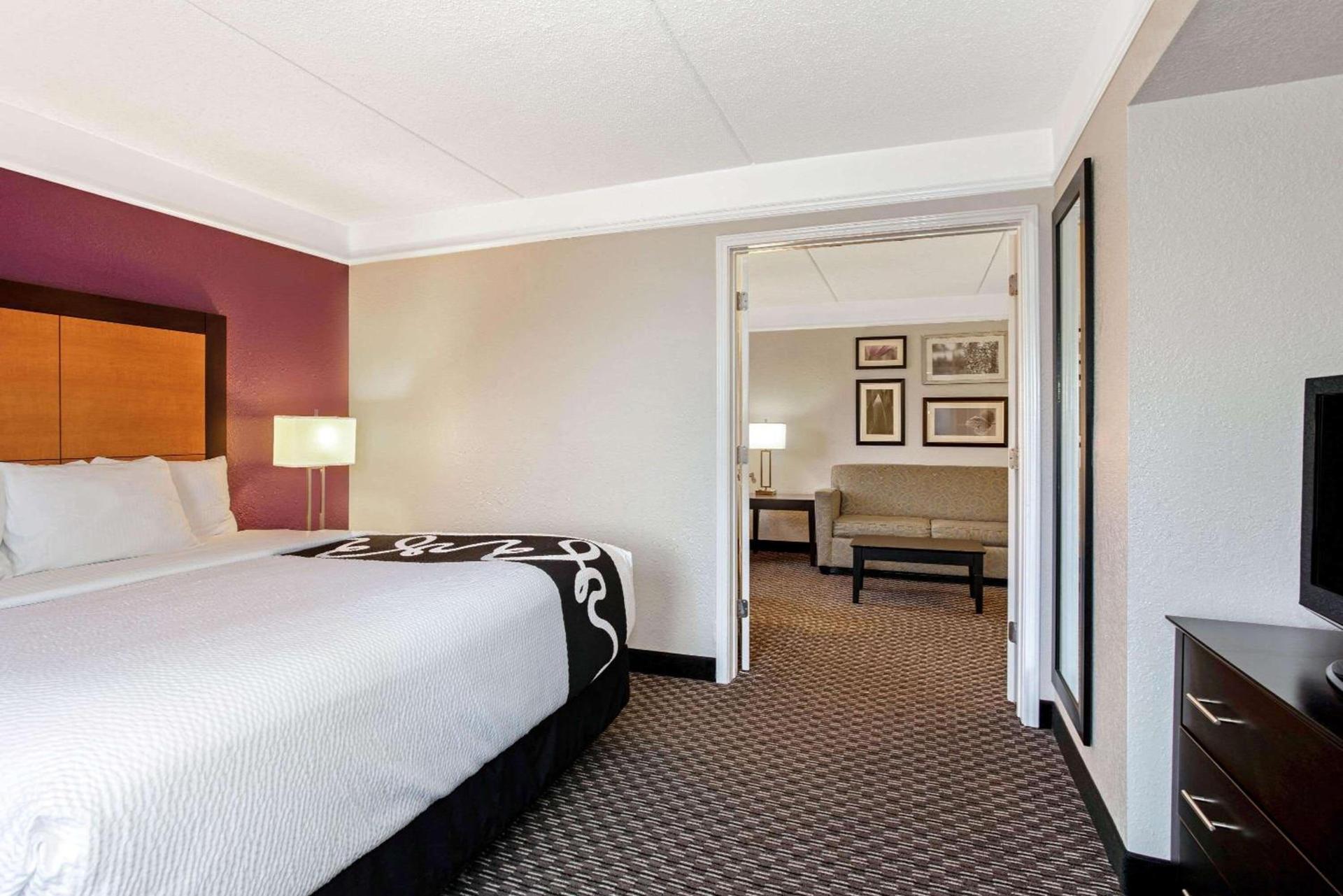 La Quinta by Wyndham Orlando Airport - On Property Food Trucks & Free Airport Shuttle! photo 53