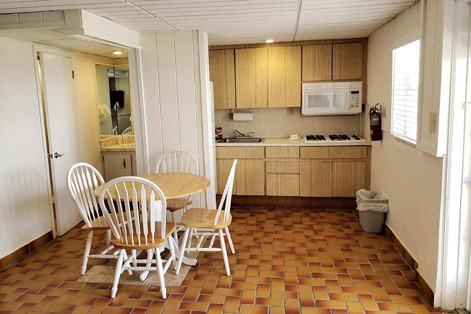 Parmer's Resort photo 86
